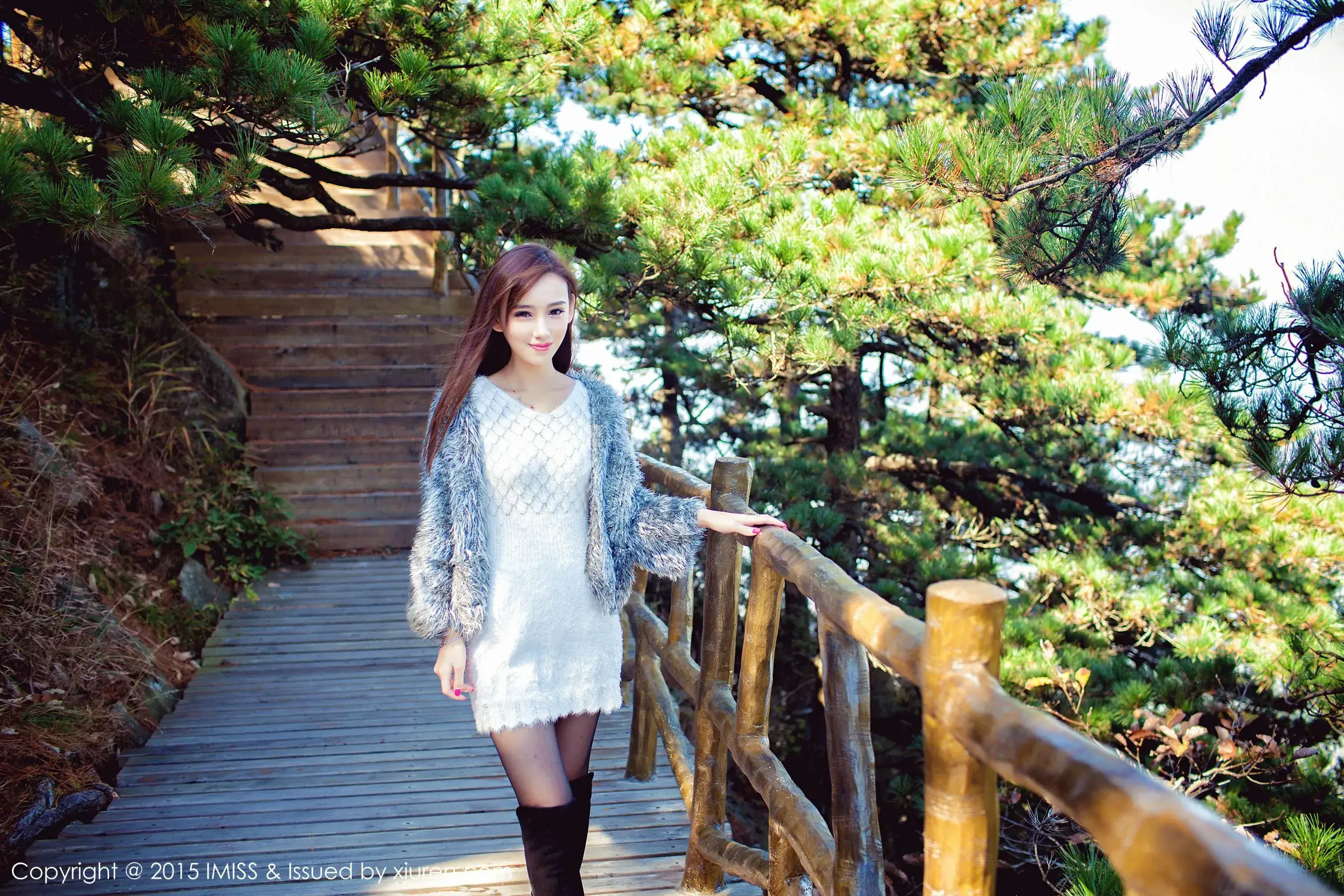 图片[5]-李玉洁Daisy《武汉大别山薄刀峰旅拍》 爱蜜社IMiss Vol.040-COS写真在线网