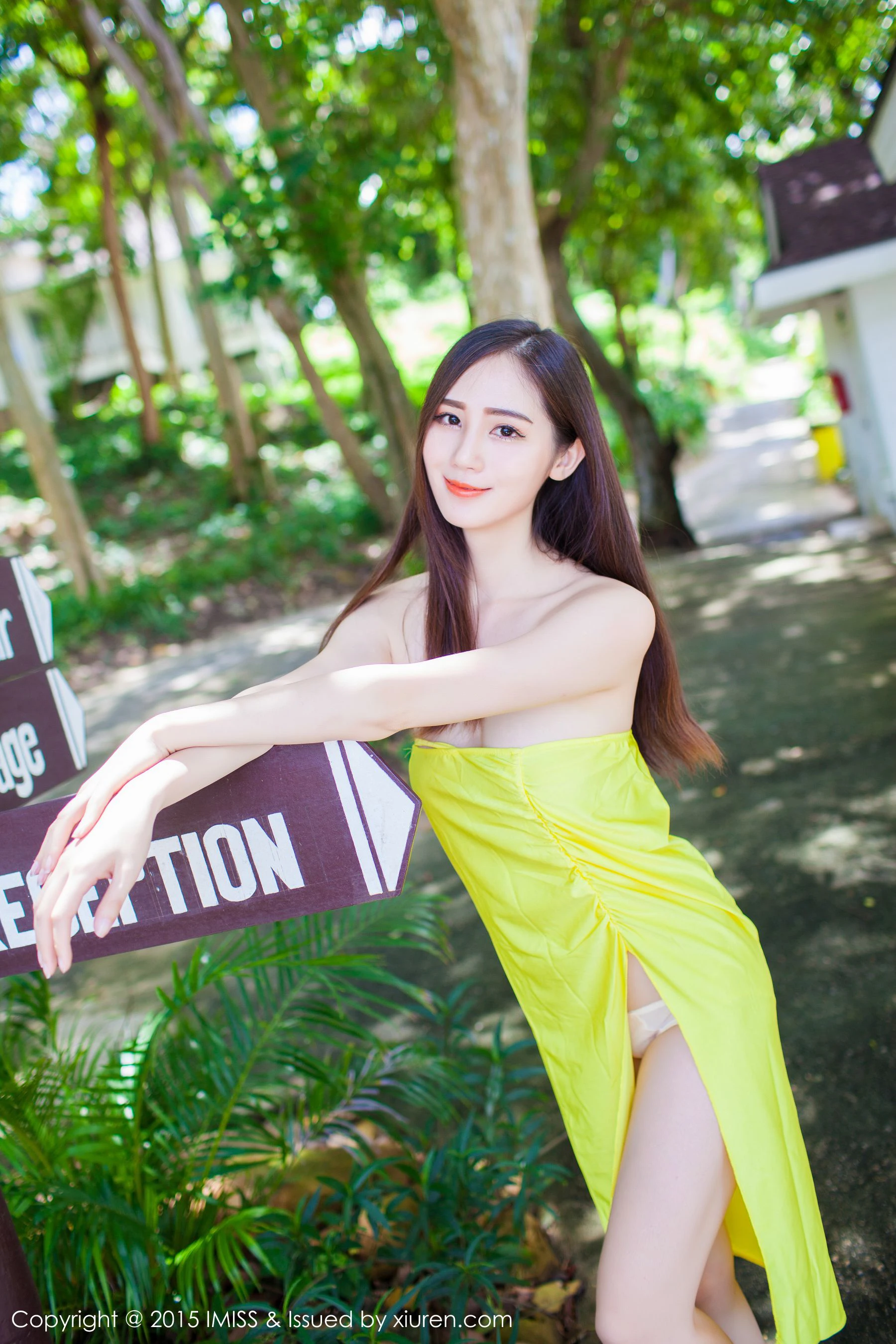 图片[5]-高挑美女SISY思《4套清新服饰》 爱蜜社IMiss Vol.041-COS写真在线网