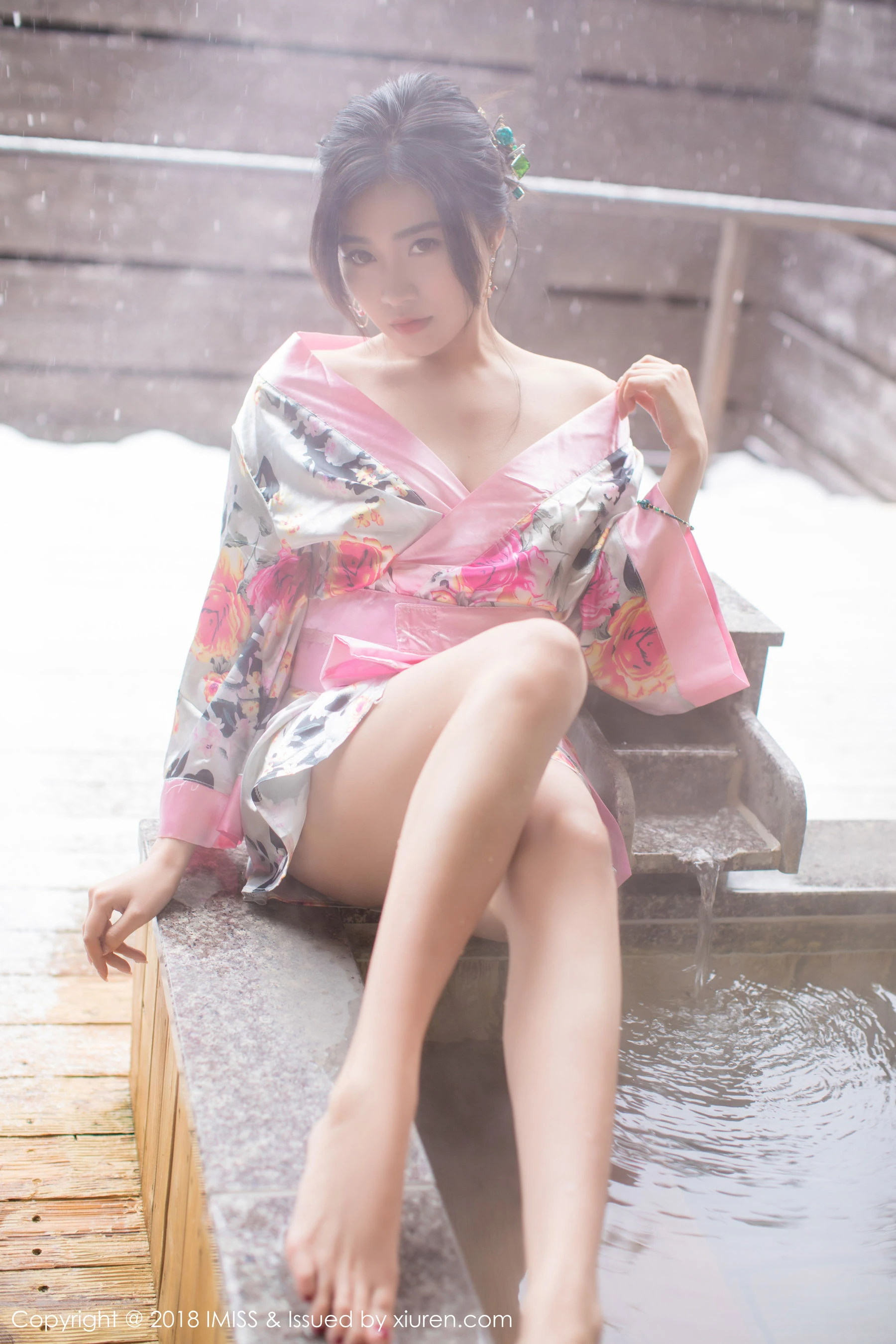 图片[3]-许诺Sabrina《浴池和服+蕾丝美腿》 爱蜜社IMiss Vol.221-COS写真在线网