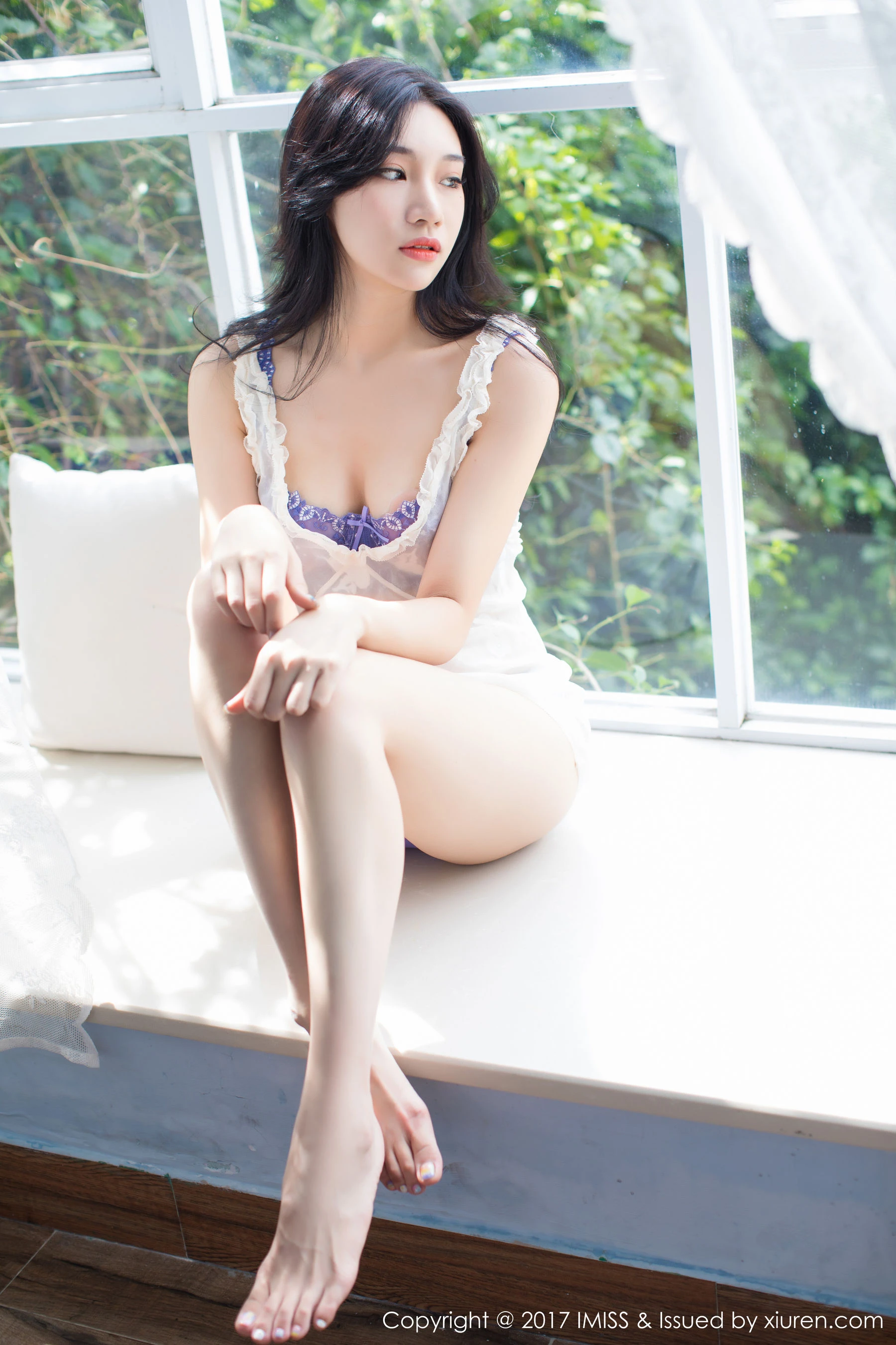 图片[2]-小狐狸Sica《黑丝蕾丝与美腿的上演极度诱惑》 爱蜜社IMiss Vol.187-COS写真在线网