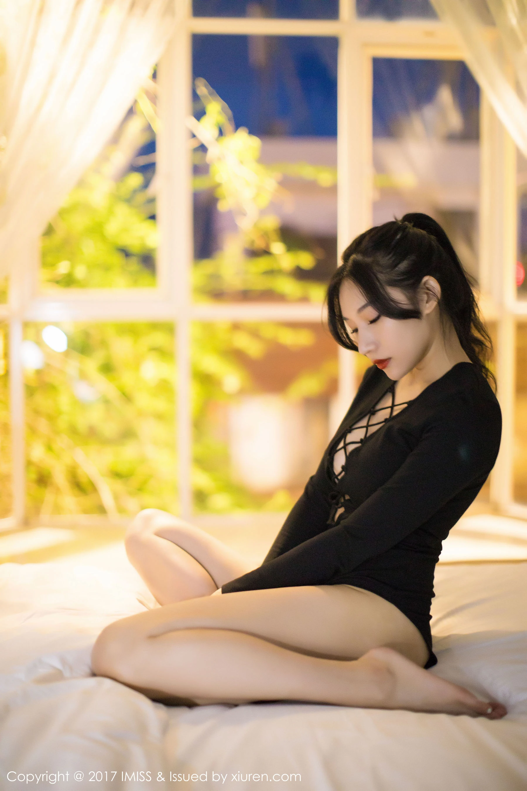 图片[4]-小狐狸Sica《黑色私房性感美腿》 爱蜜社IMiss VOL.194-COS写真在线网