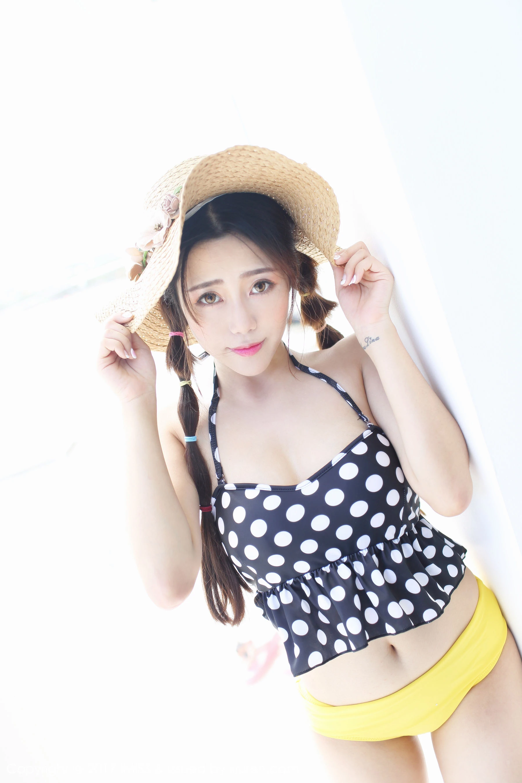 图片[6]-兜豆靓Youlina《长滩旅拍第1套》 爱蜜社 VOL.152-COS写真在线网