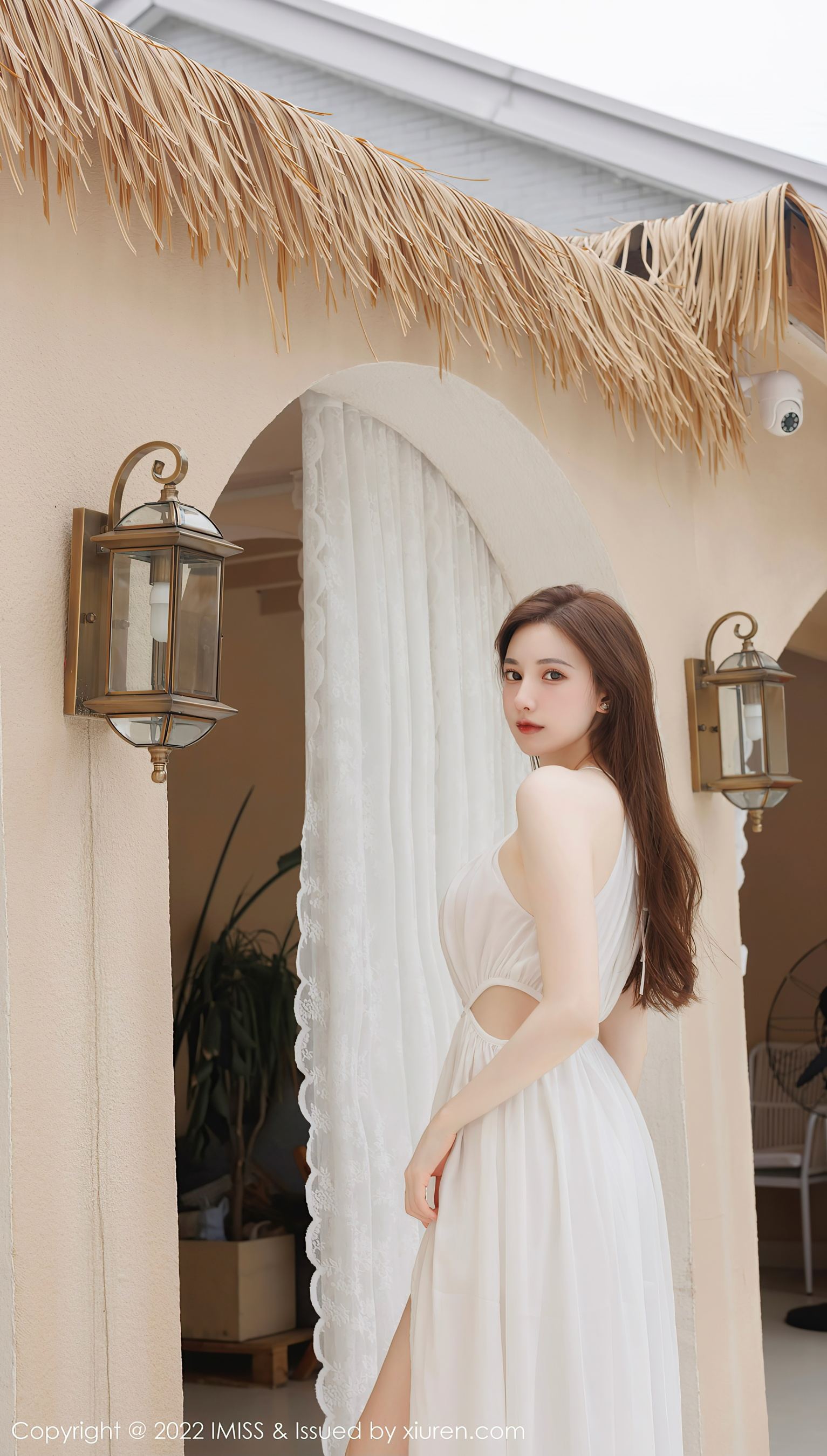 图片[4]-爱蜜社 VOL.706 Lynn刘奕宁 长裙美腿-COS写真在线网