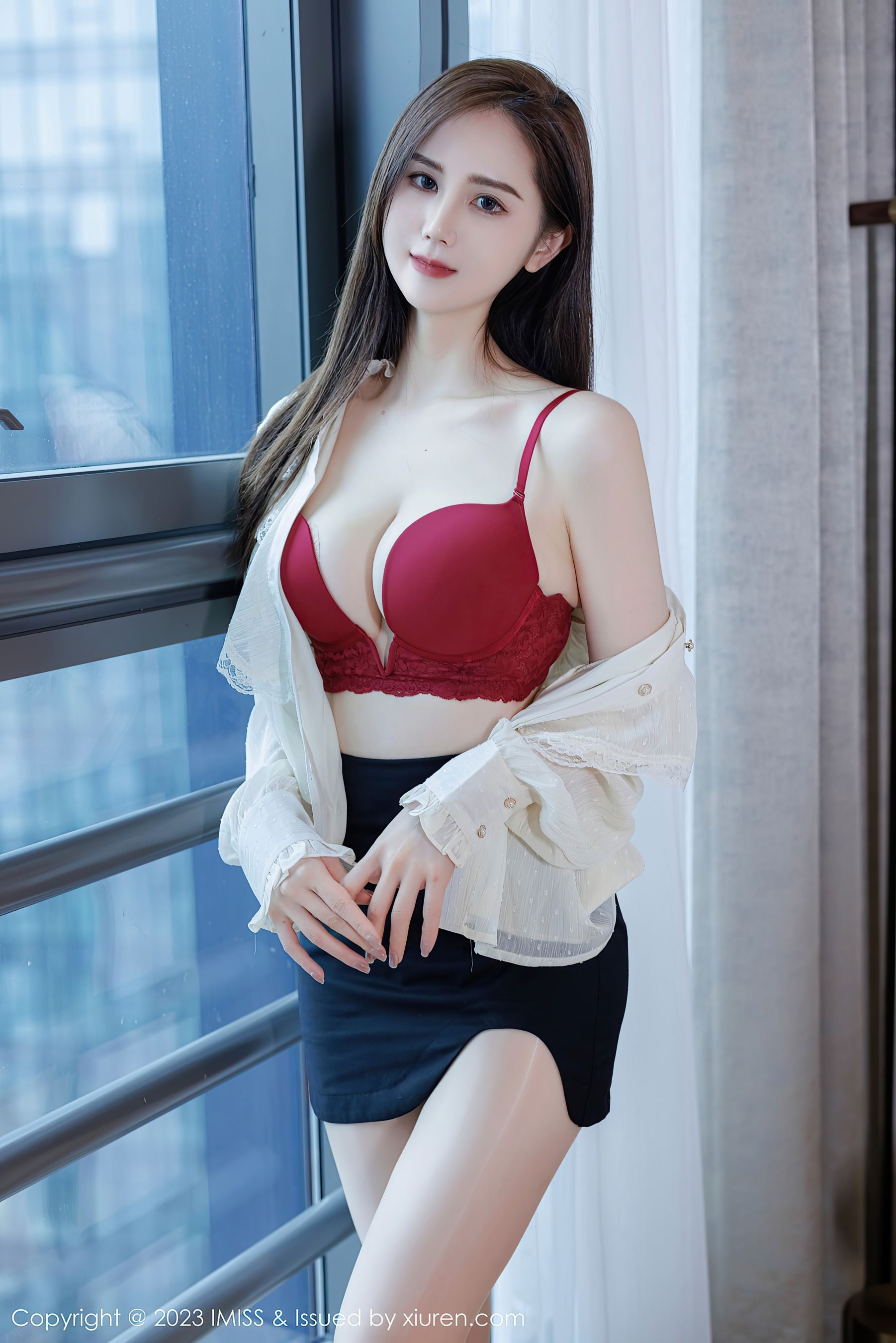 图片[2]-爱蜜社 VOL.722 SISY思 短裙丝袜-COS写真在线网