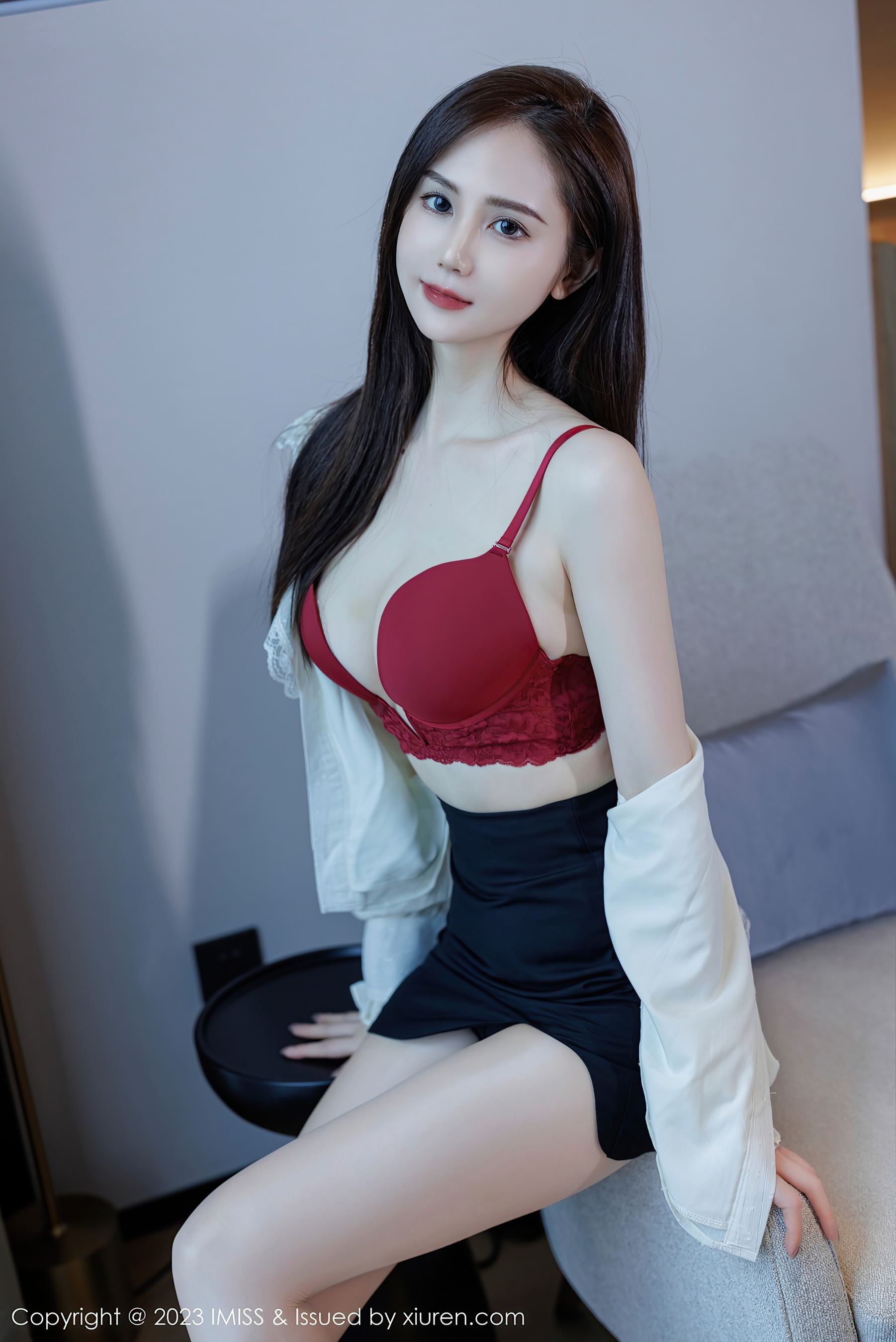 图片[4]-爱蜜社 VOL.722 SISY思 短裙丝袜-COS写真在线网