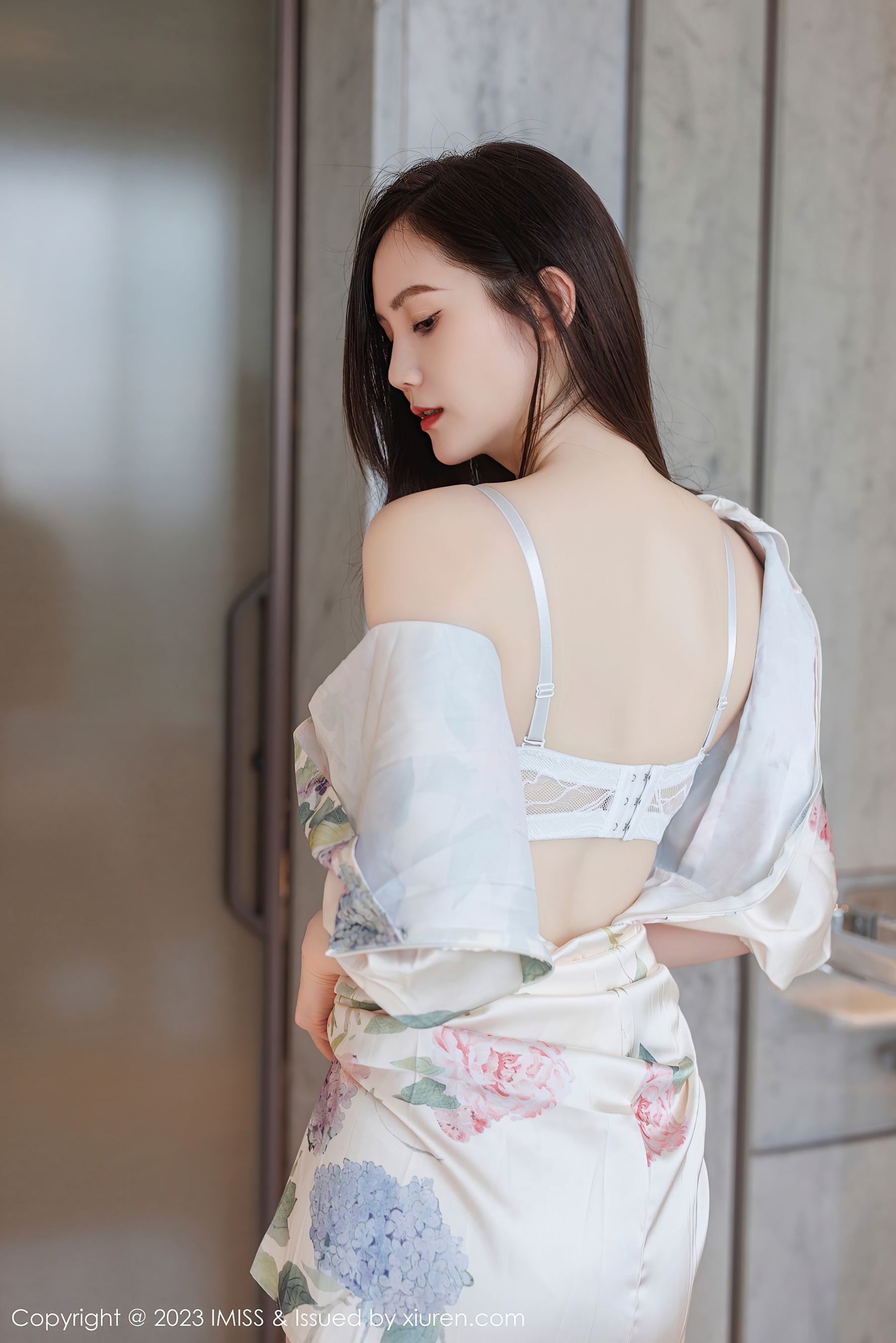 图片[2]-爱蜜社 VOL.745 SISY思 长裙美腿-COS写真在线网