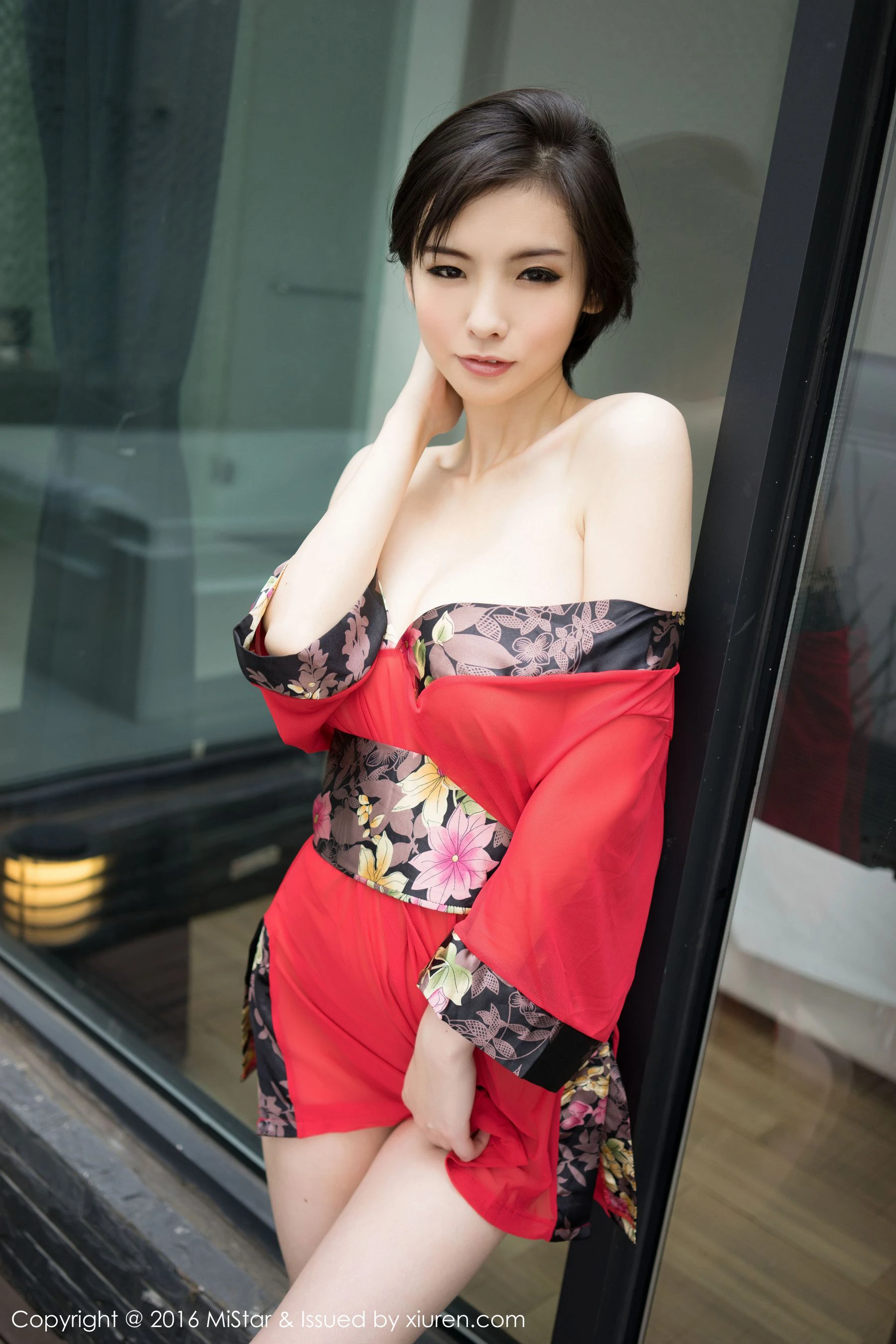 图片[4]-Jenny佳妮《拥有傲人巨乳的短发妹子》 魅妍社 Vol.077-COS写真在线网