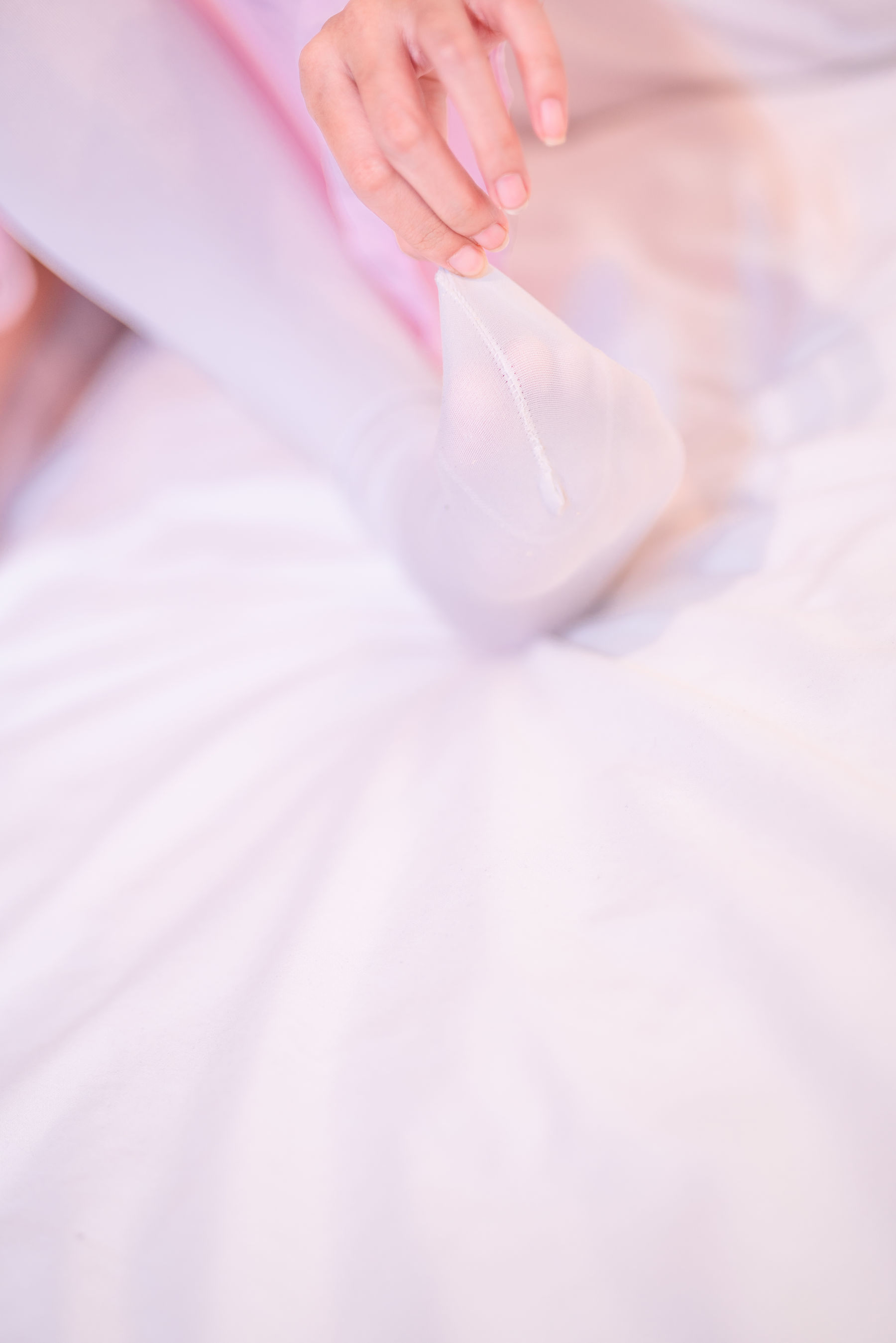 动漫博主蠢沫沫 艾米莉亚的睡衣 [40P] - 秀人网免费无水印在线套图写真