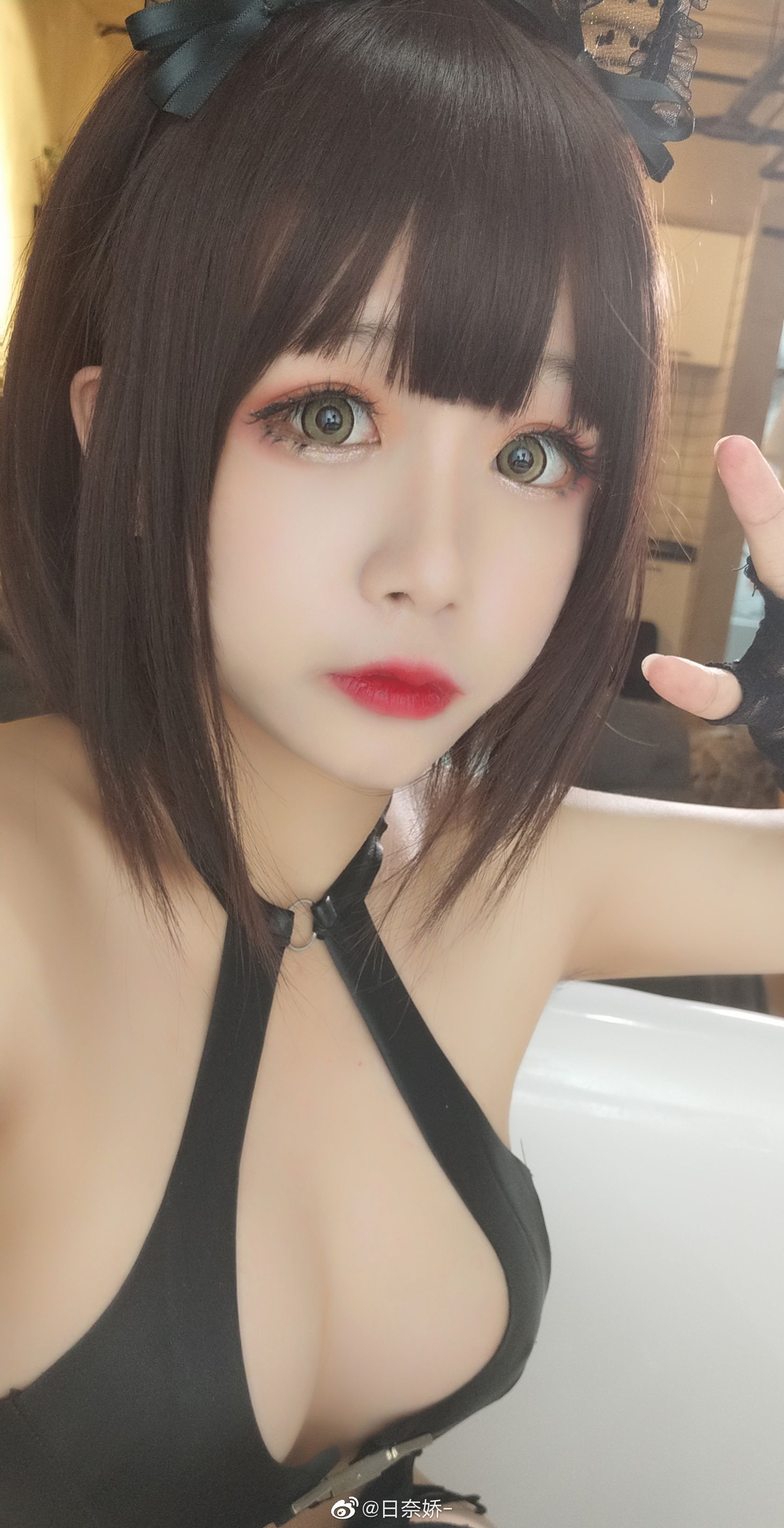 日奈娇 – 情趣服 [16P] - 秀人网免费无水印在线套图写真