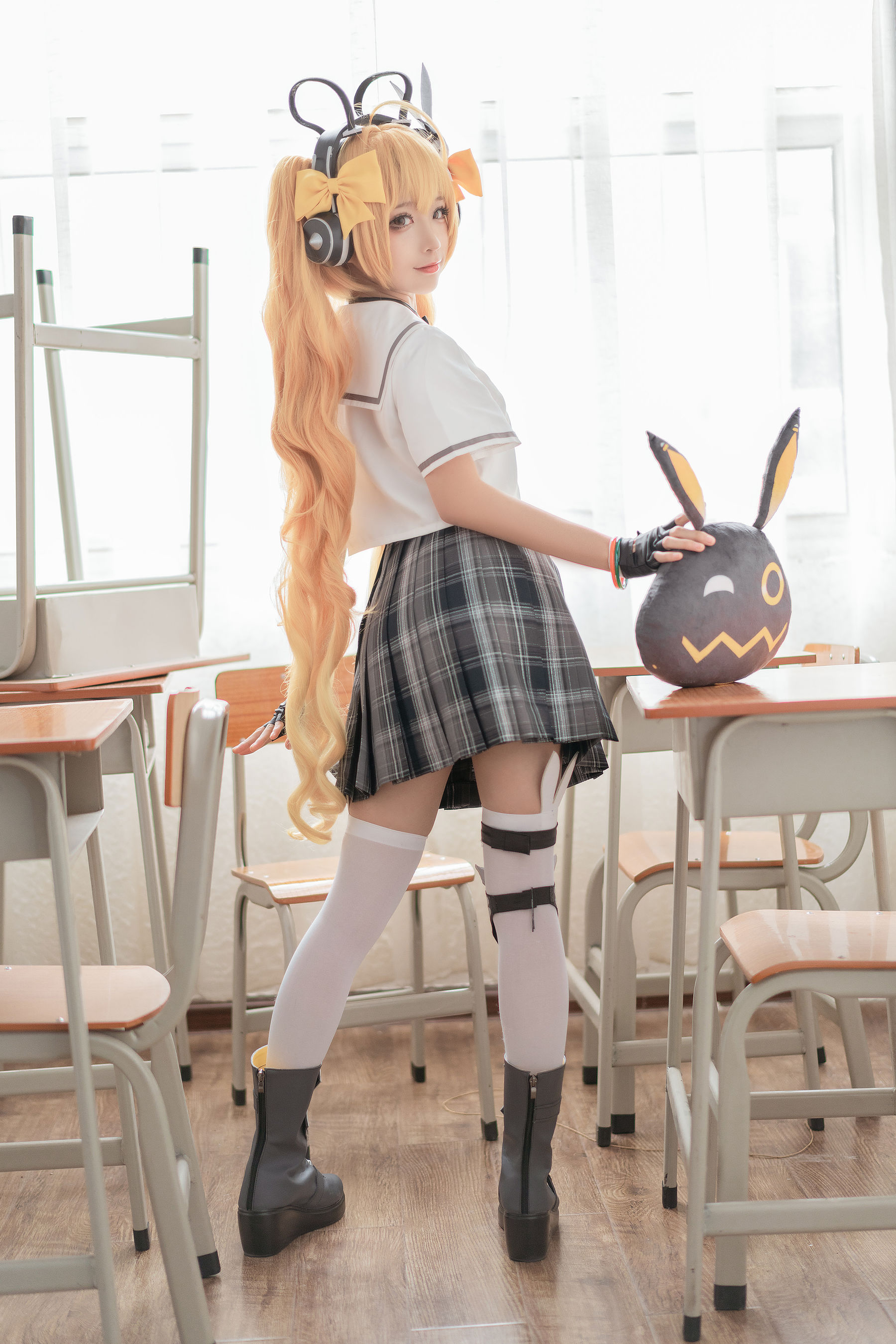 动漫博主蠢沫沫 – 安琪拉 时之奇旅 [16P] - 秀人网免费无水印在线套图写真