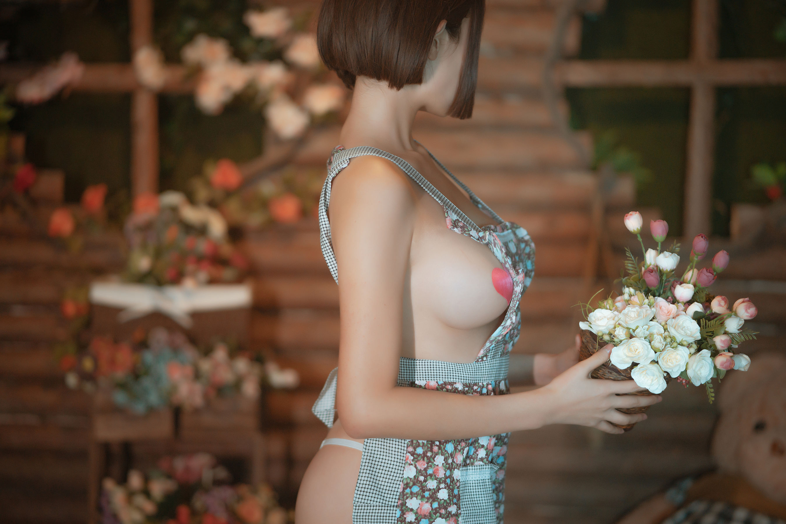 萌妹奈汐酱nice 勤劳的老板娘 [25P] - 秀人网免费无水印在线套图写真