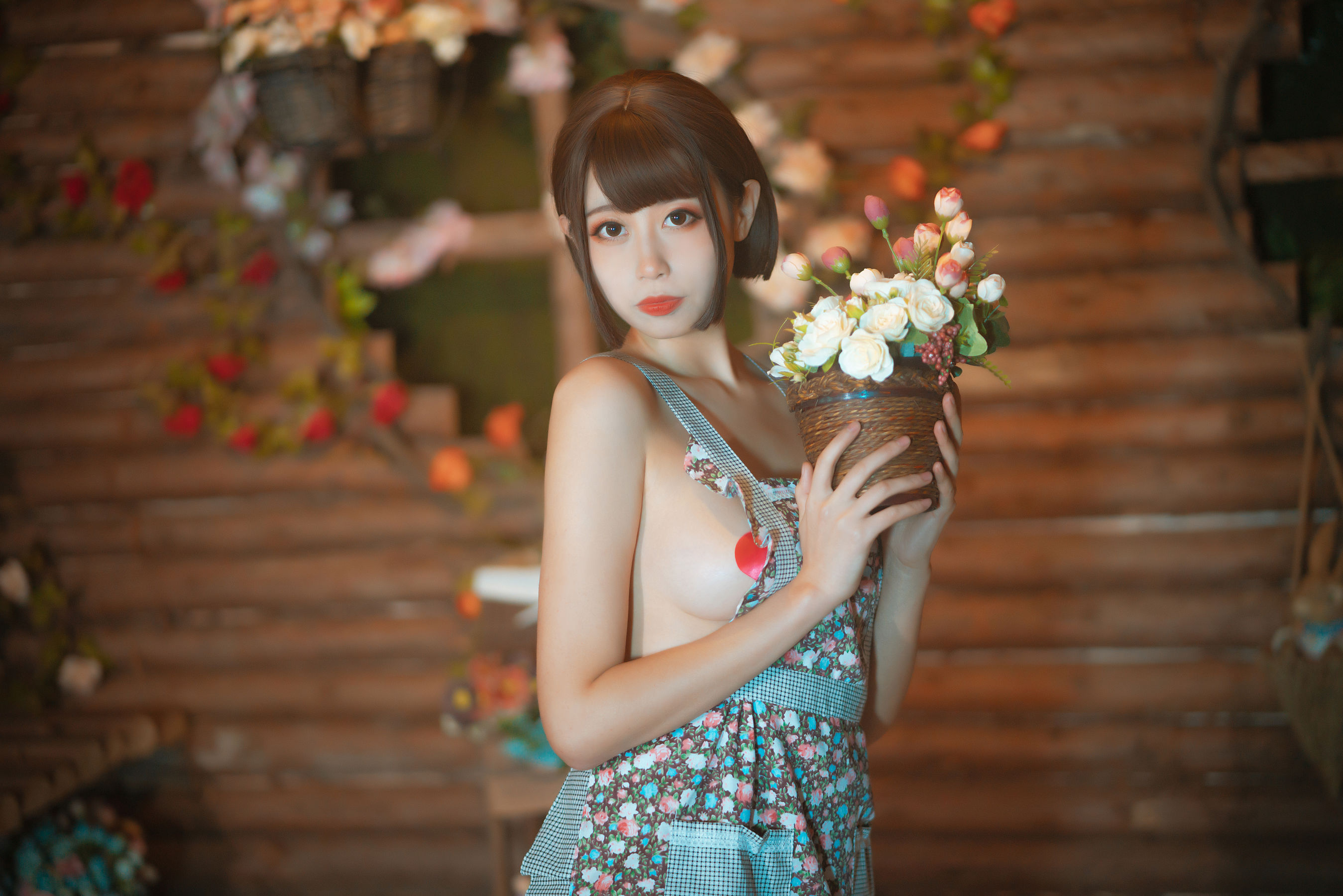 萌妹奈汐酱nice 勤劳的老板娘 [25P] - 秀人网免费无水印在线套图写真