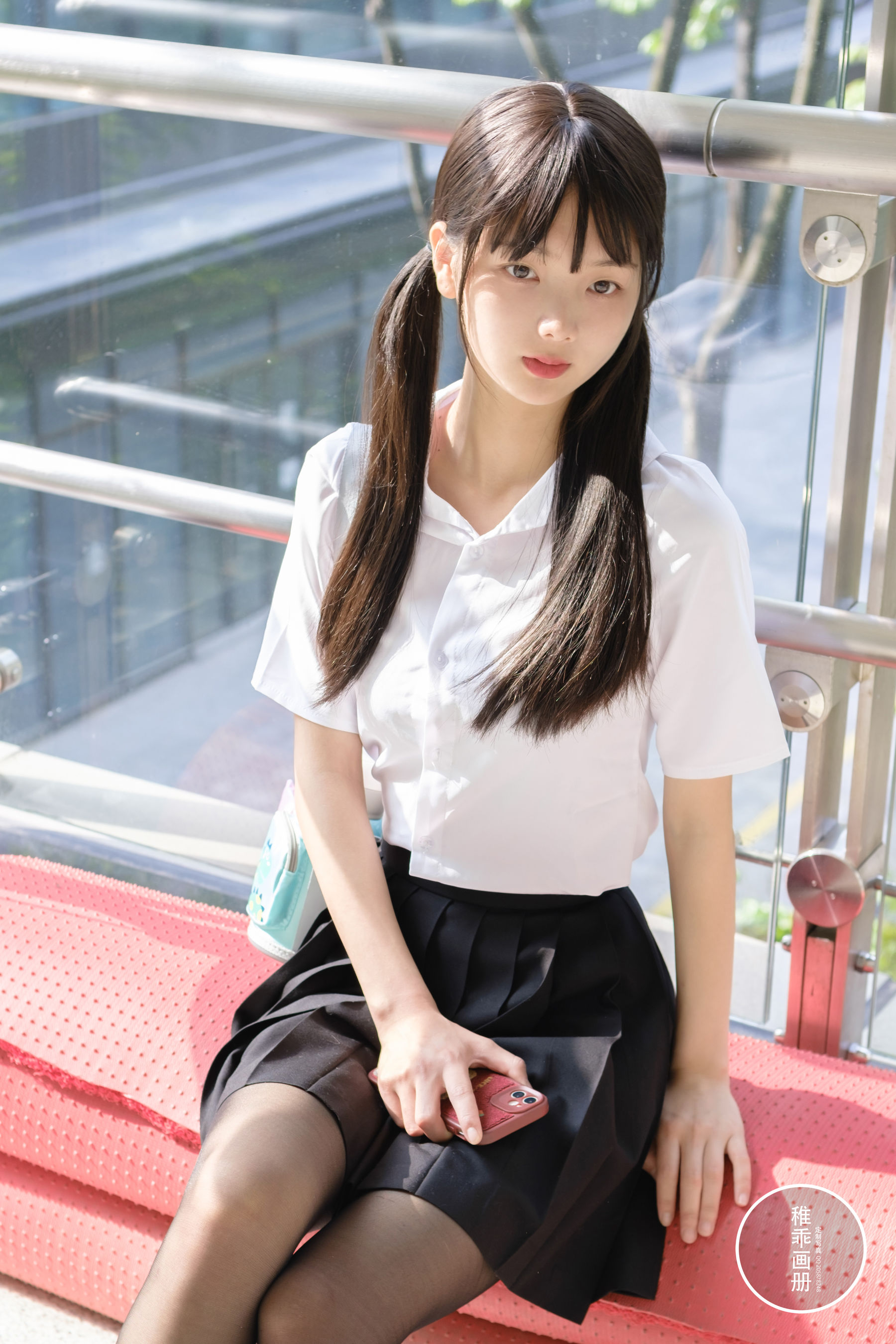 柴系小乖(稚乖画册) – 夜夜 逛街13d黑丝 [60P] - 秀人网免费无水印在线套图写真