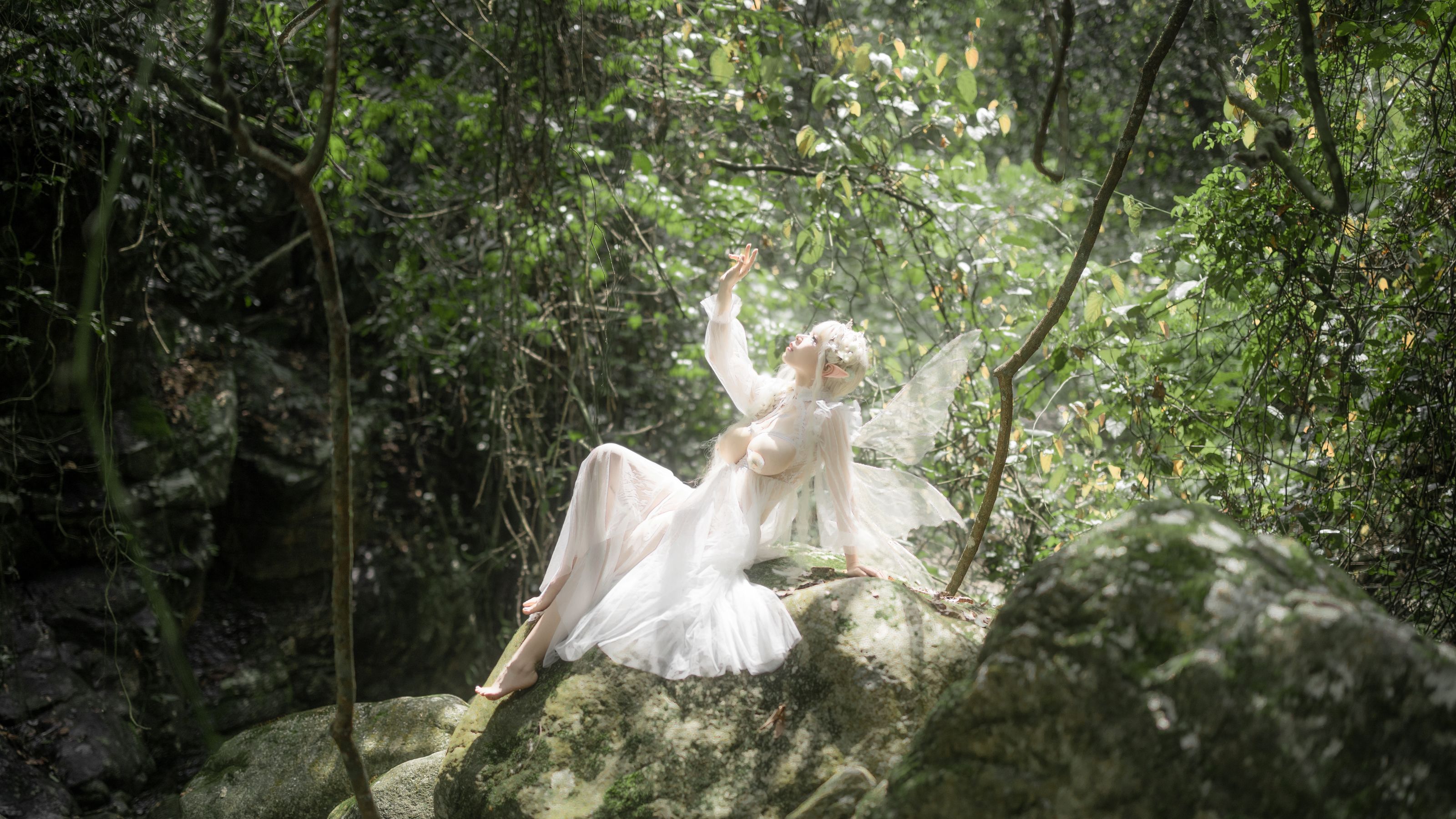 自闭颜球球(无颜小天使wy) – 林中精灵 [112P] - 秀人网免费无水印在线套图写真