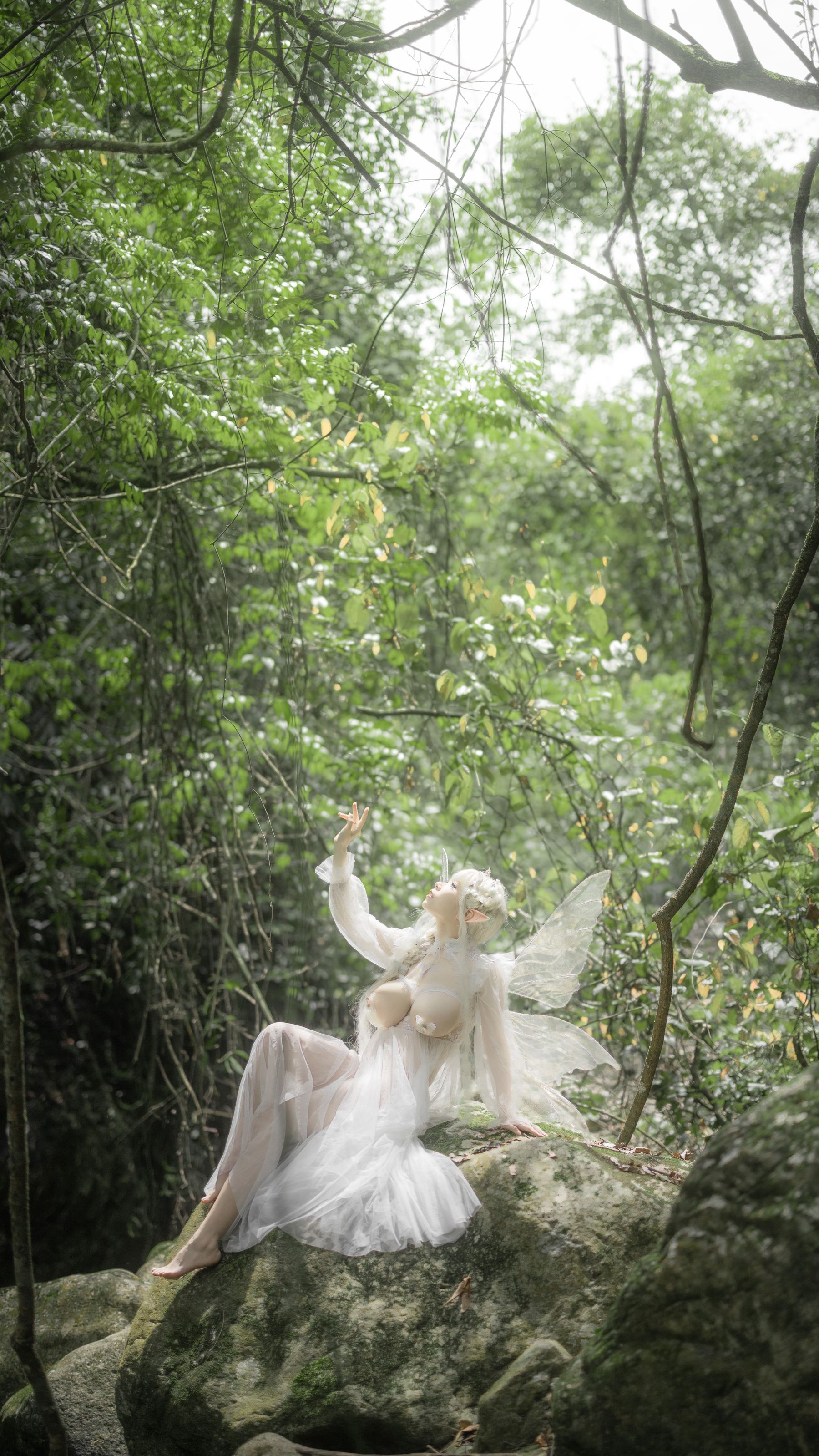 自闭颜球球(无颜小天使wy) – 林中精灵 [112P] - 秀人网免费无水印在线套图写真