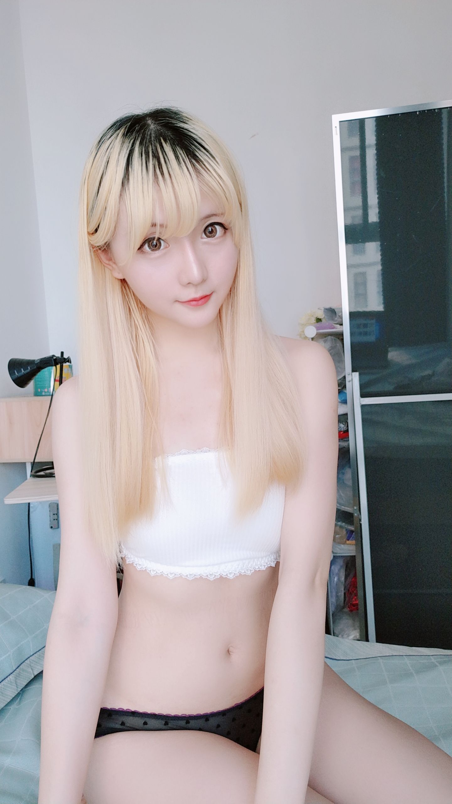 Coser小姐姐星之迟迟 白衬衣 [61P] - 秀人网免费无水印在线套图写真