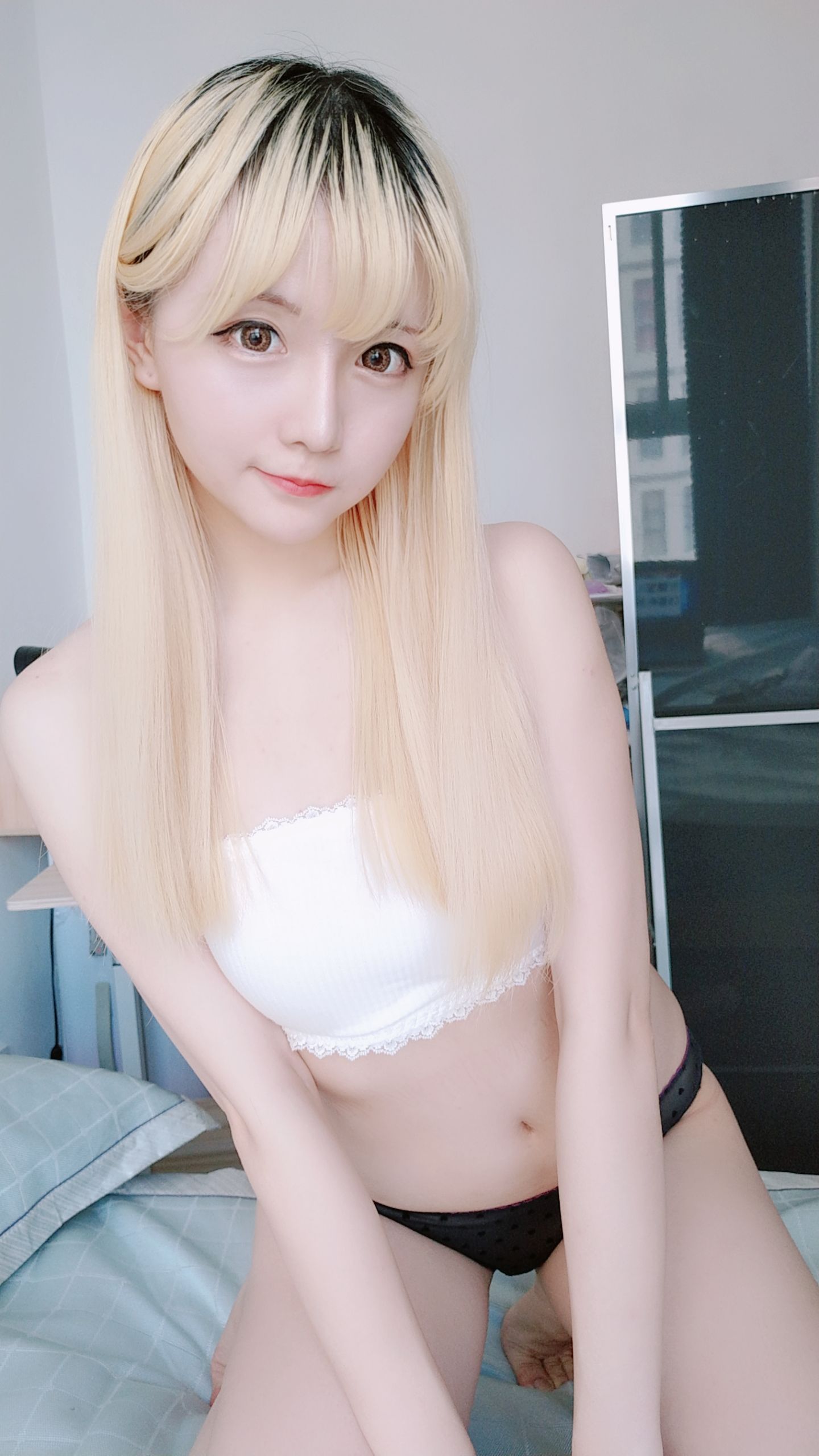 Coser小姐姐星之迟迟 白衬衣 [61P] - 秀人网免费无水印在线套图写真