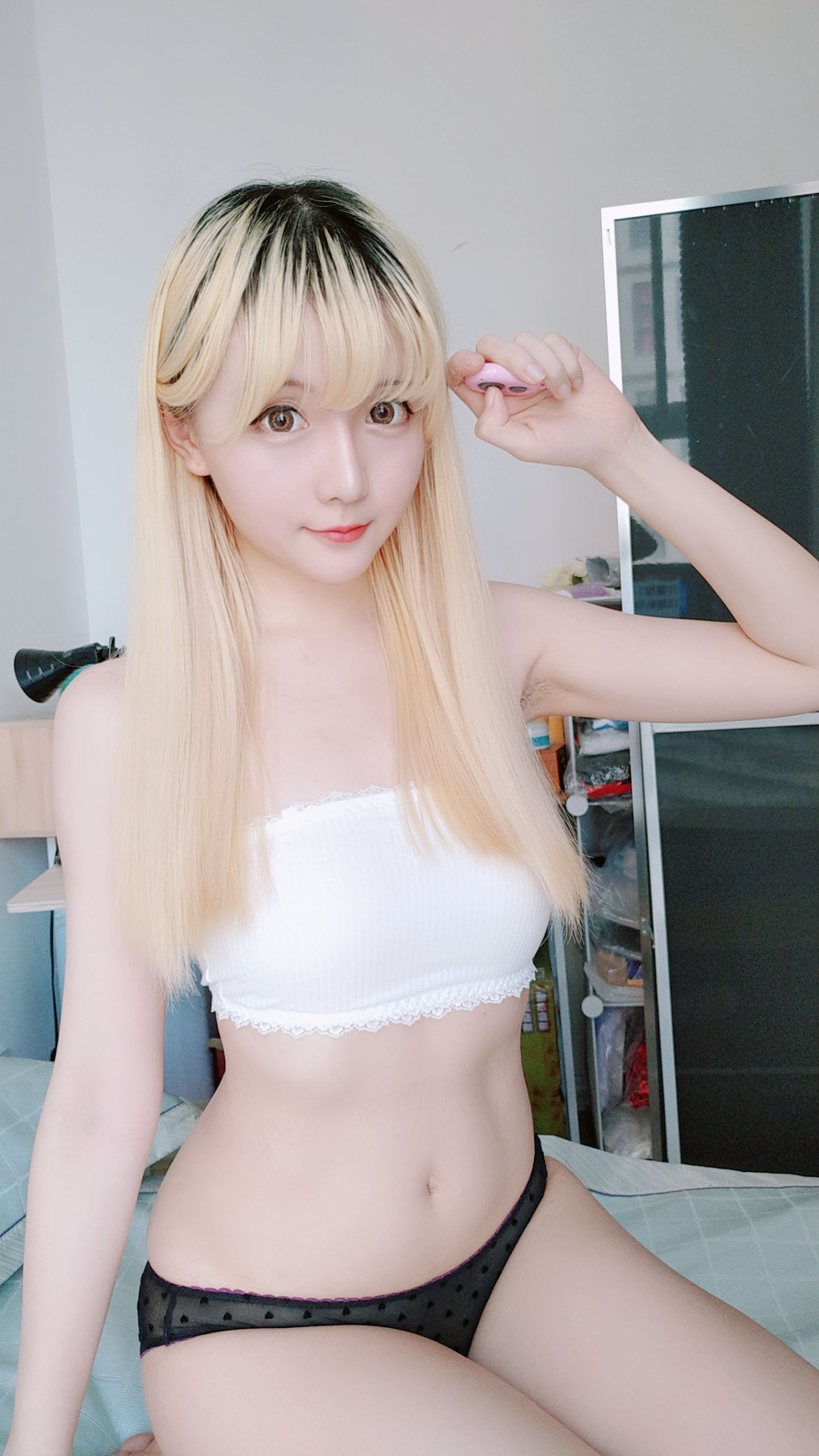 Coser小姐姐星之迟迟 白衬衣 [61P] - 秀人网免费无水印在线套图写真