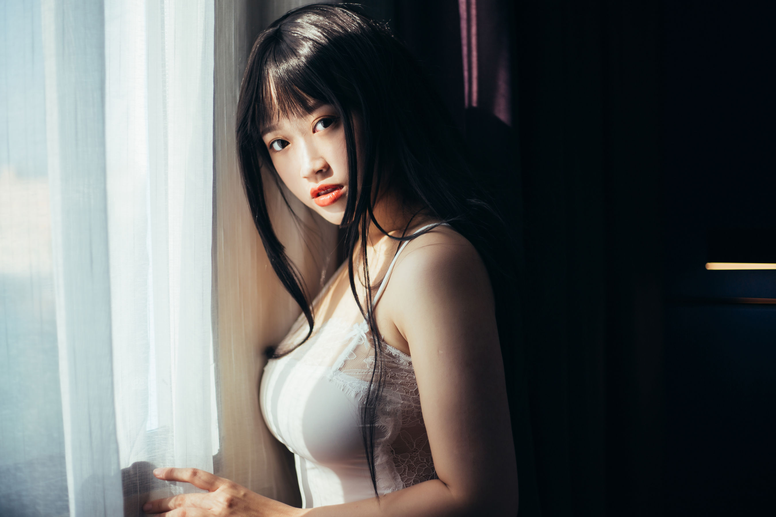 动漫博主维他奶泽 – 睡衣湿身 [20P] - 秀人网免费无水印在线套图写真