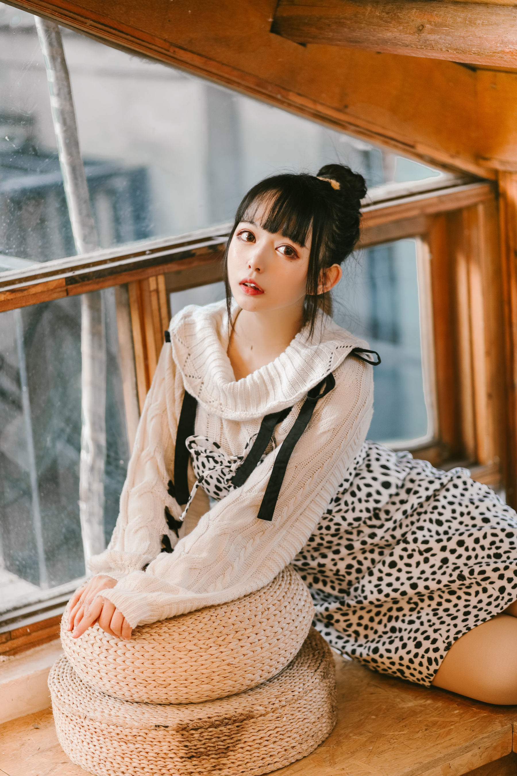 大眼萌妹黑猫猫OvO 少女心事 [21P] - 秀人网免费无水印在线套图写真