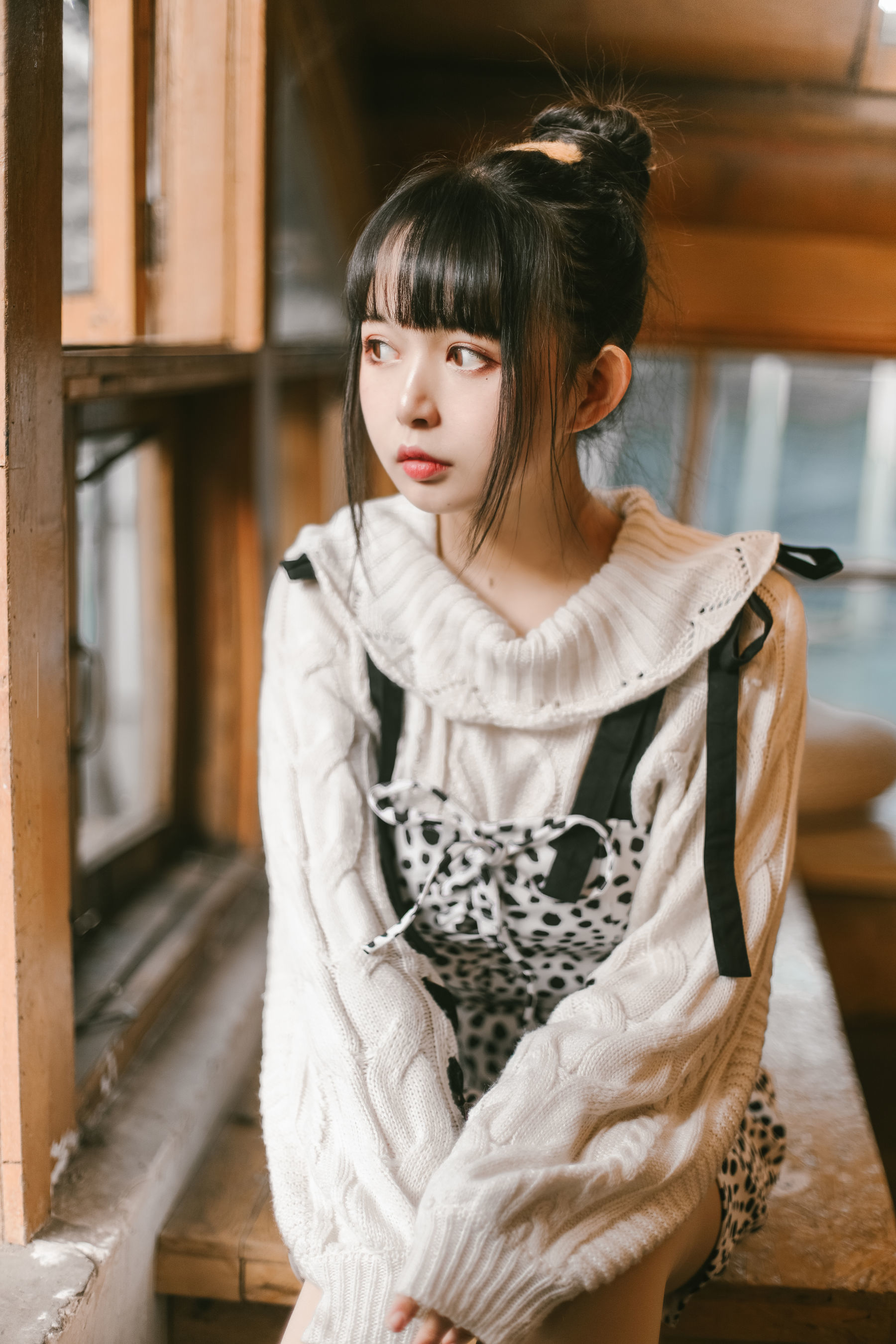 大眼萌妹黑猫猫OvO 少女心事 [21P] - 秀人网免费无水印在线套图写真