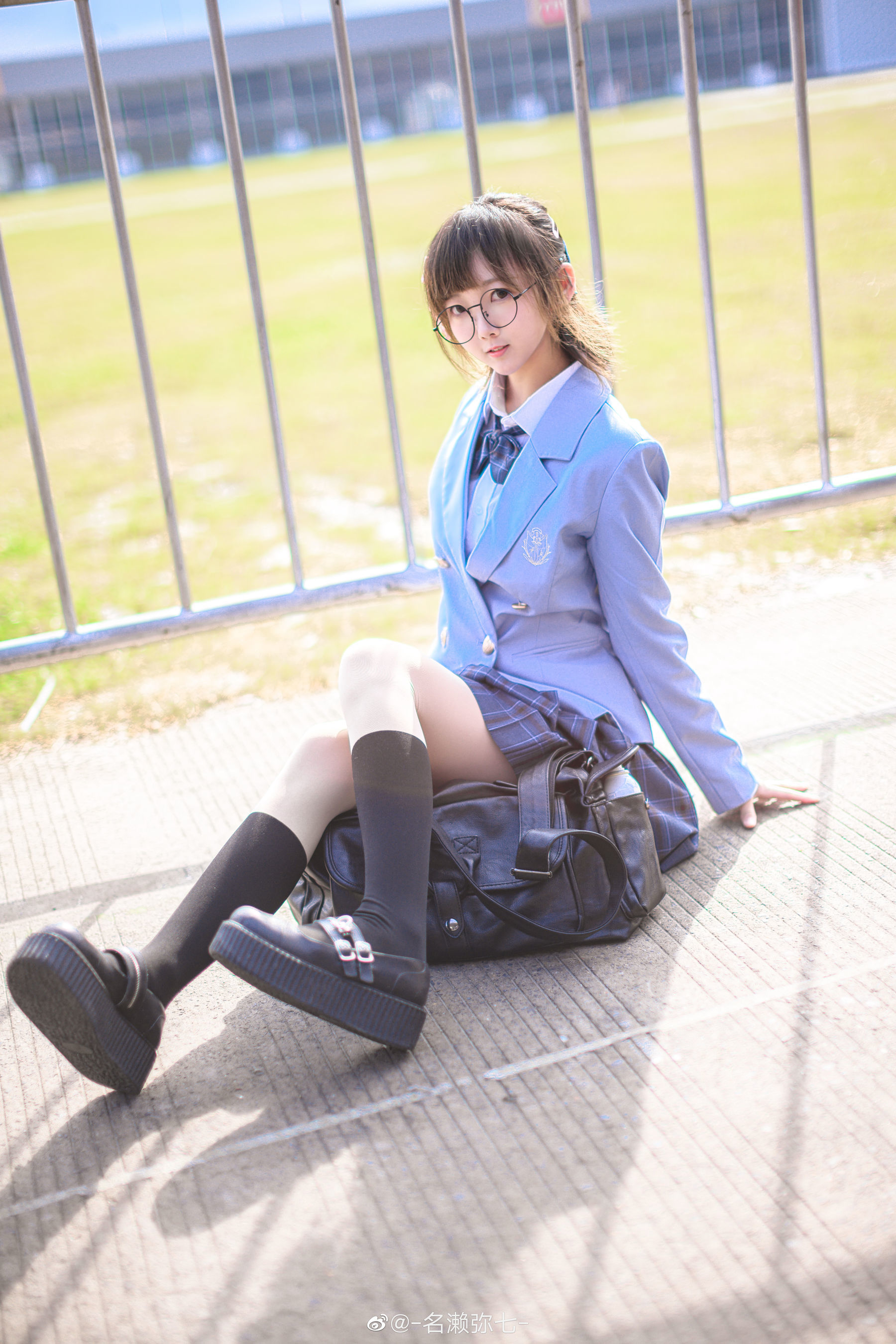 动漫博主名濑弥七 – 夏日 [9P] - 秀人网免费无水印在线套图写真