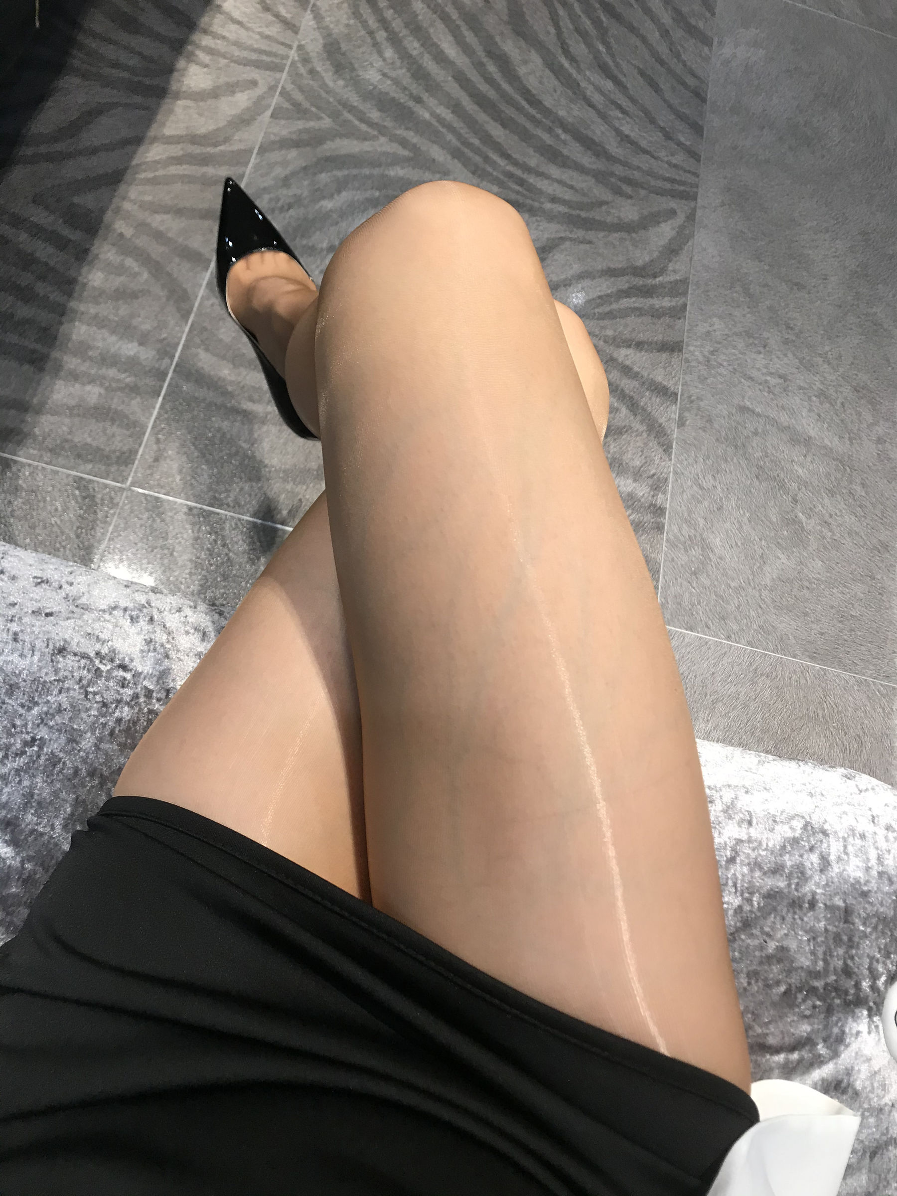 丝足博主麋鹿_Monroe 2020.05.13 恋恋丝情 [50P] - 秀人网免费无水印在线套图写真