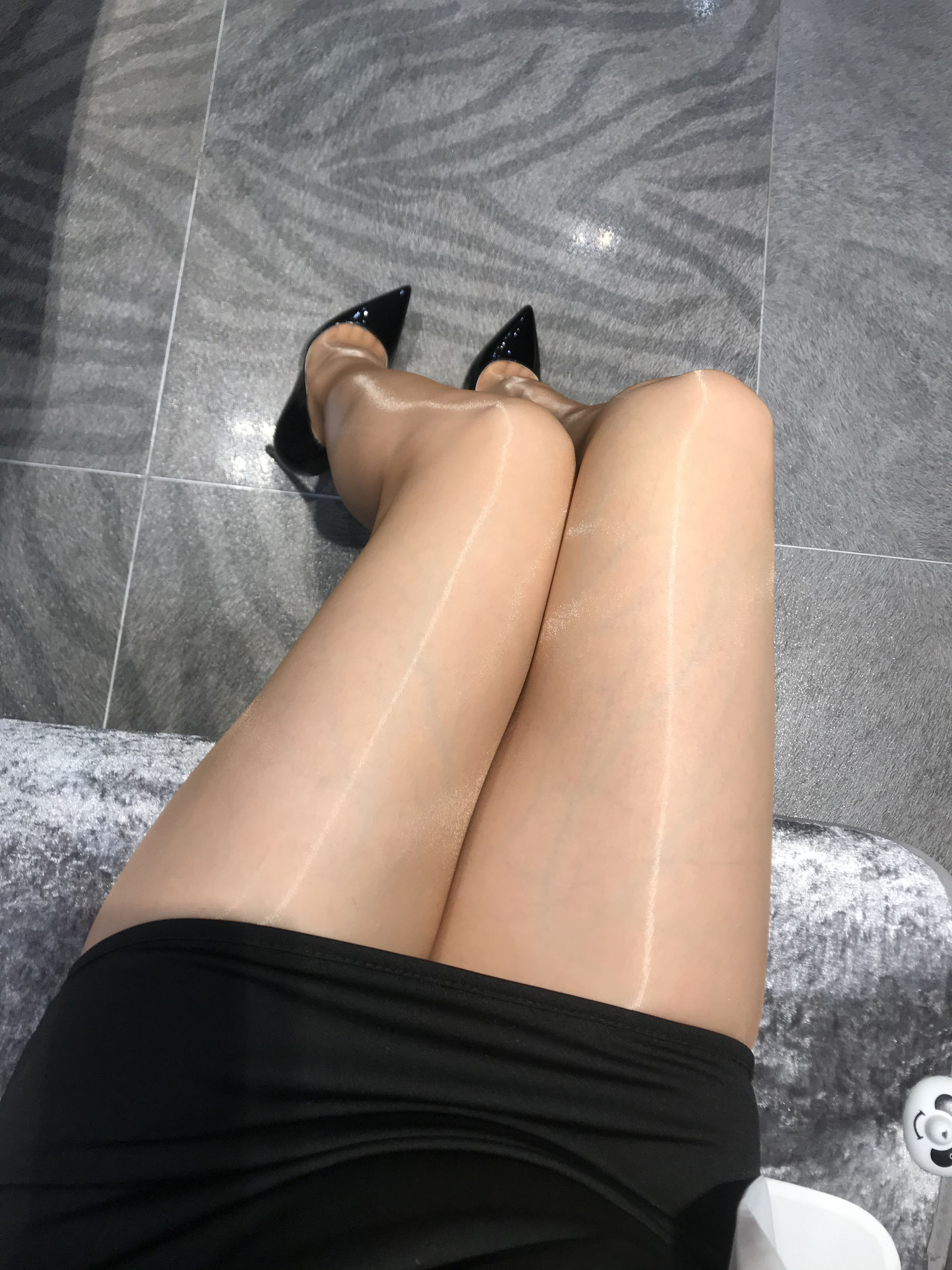 丝足博主麋鹿_Monroe 2020.05.13 恋恋丝情 [50P] - 秀人网免费无水印在线套图写真