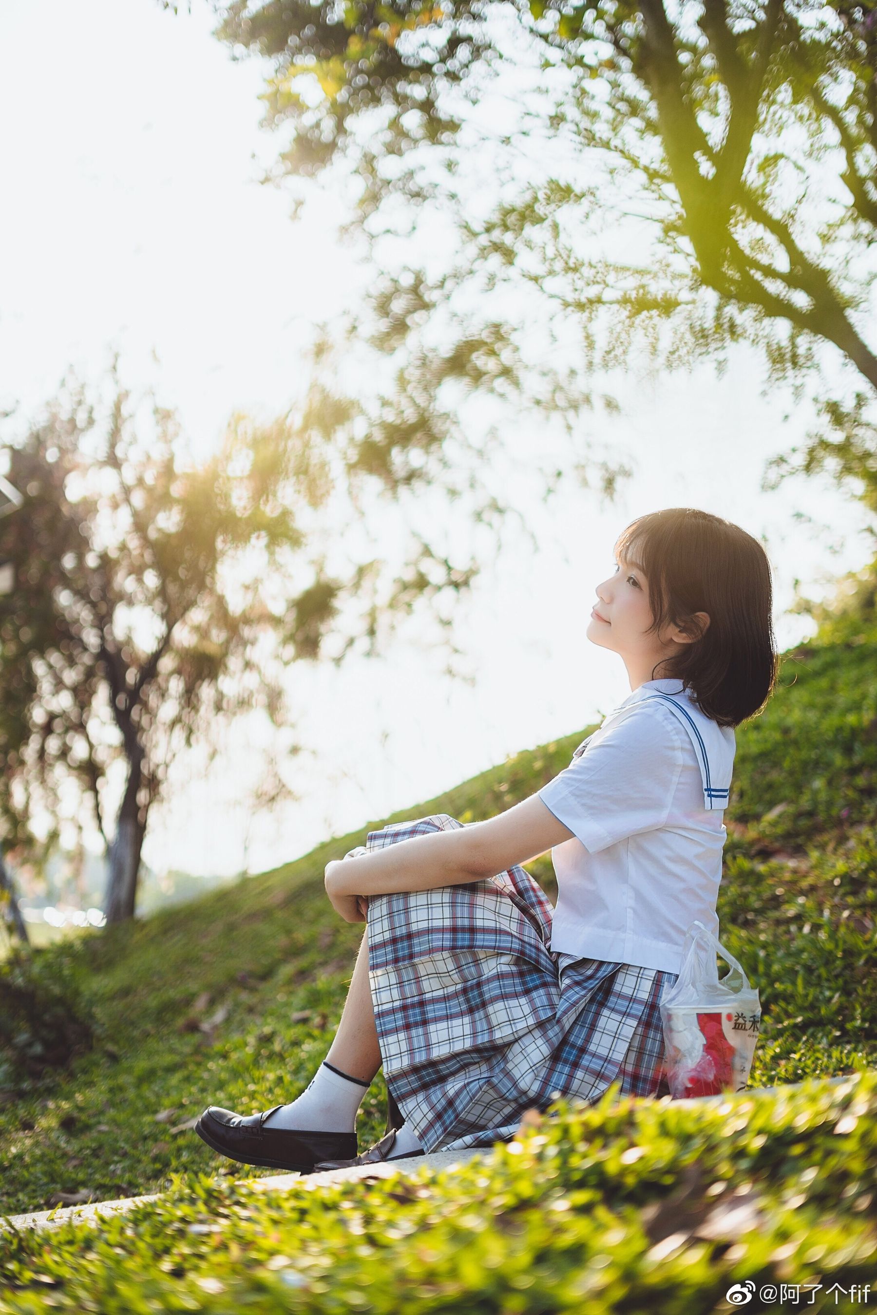动漫博主阿了个fifi – 阳光JK [9P] - 秀人网免费无水印在线套图写真