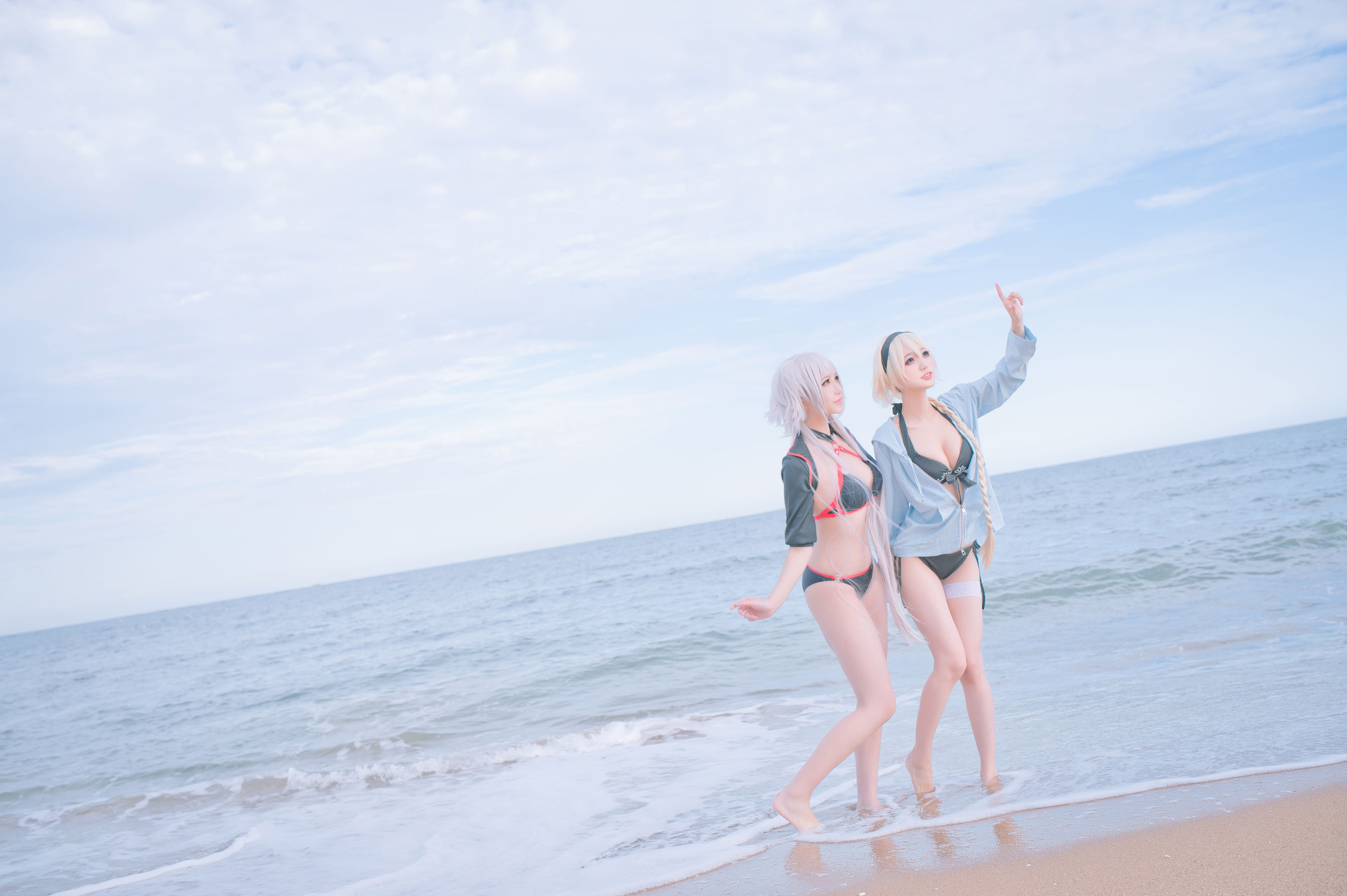 周叽是可爱兔兔 – 黑白贞双人泳衣 [21P] - 秀人网免费无水印在线套图写真