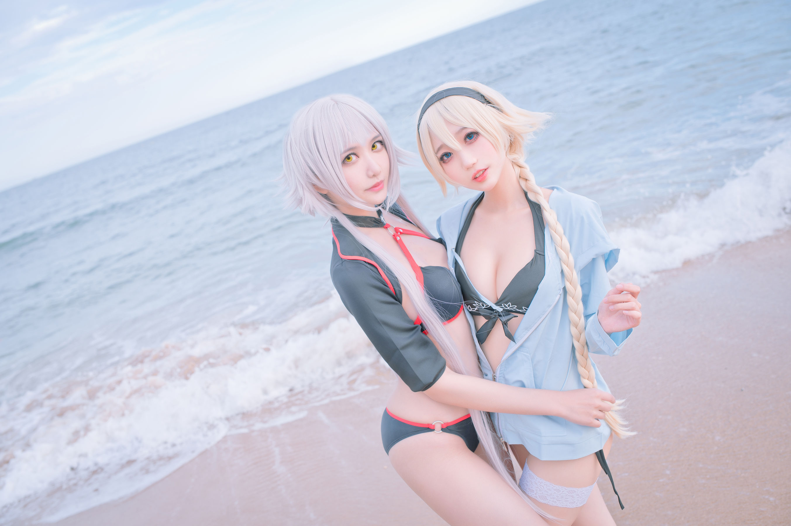 周叽是可爱兔兔 – 黑白贞双人泳衣 [21P] - 秀人网免费无水印在线套图写真