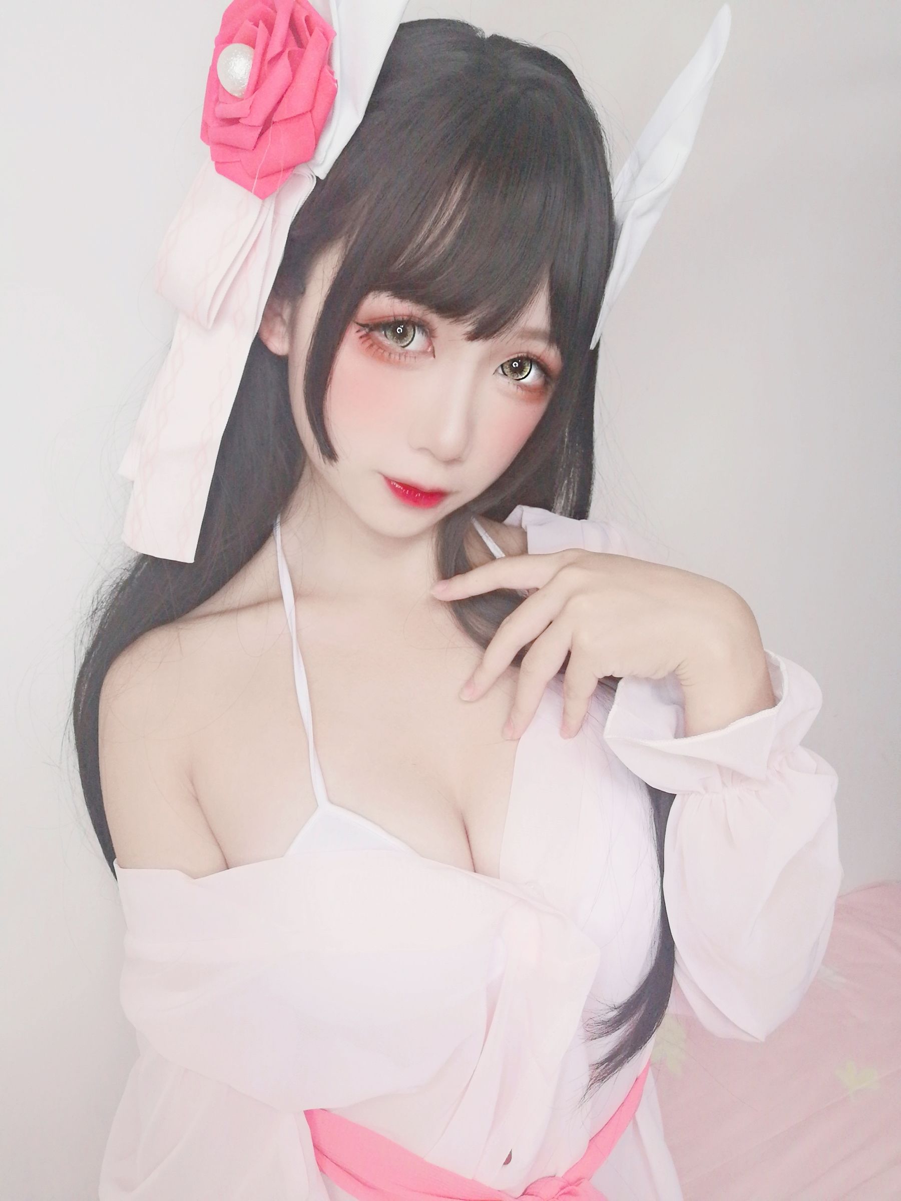 动漫博主樱落酱w – 鲟睡衣 [17P] - 秀人网免费无水印在线套图写真