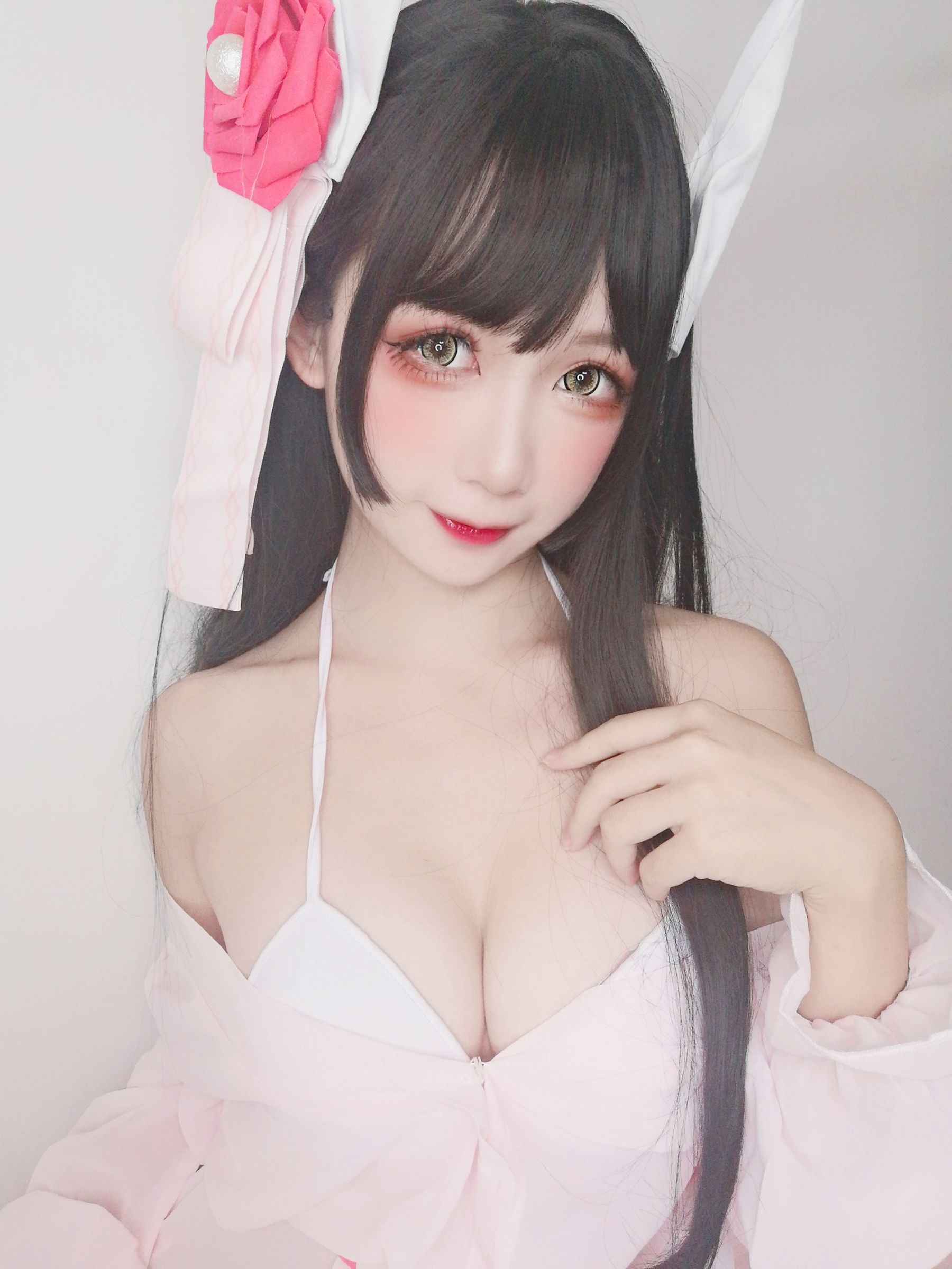 动漫博主樱落酱w – 鲟睡衣 [17P] - 秀人网免费无水印在线套图写真