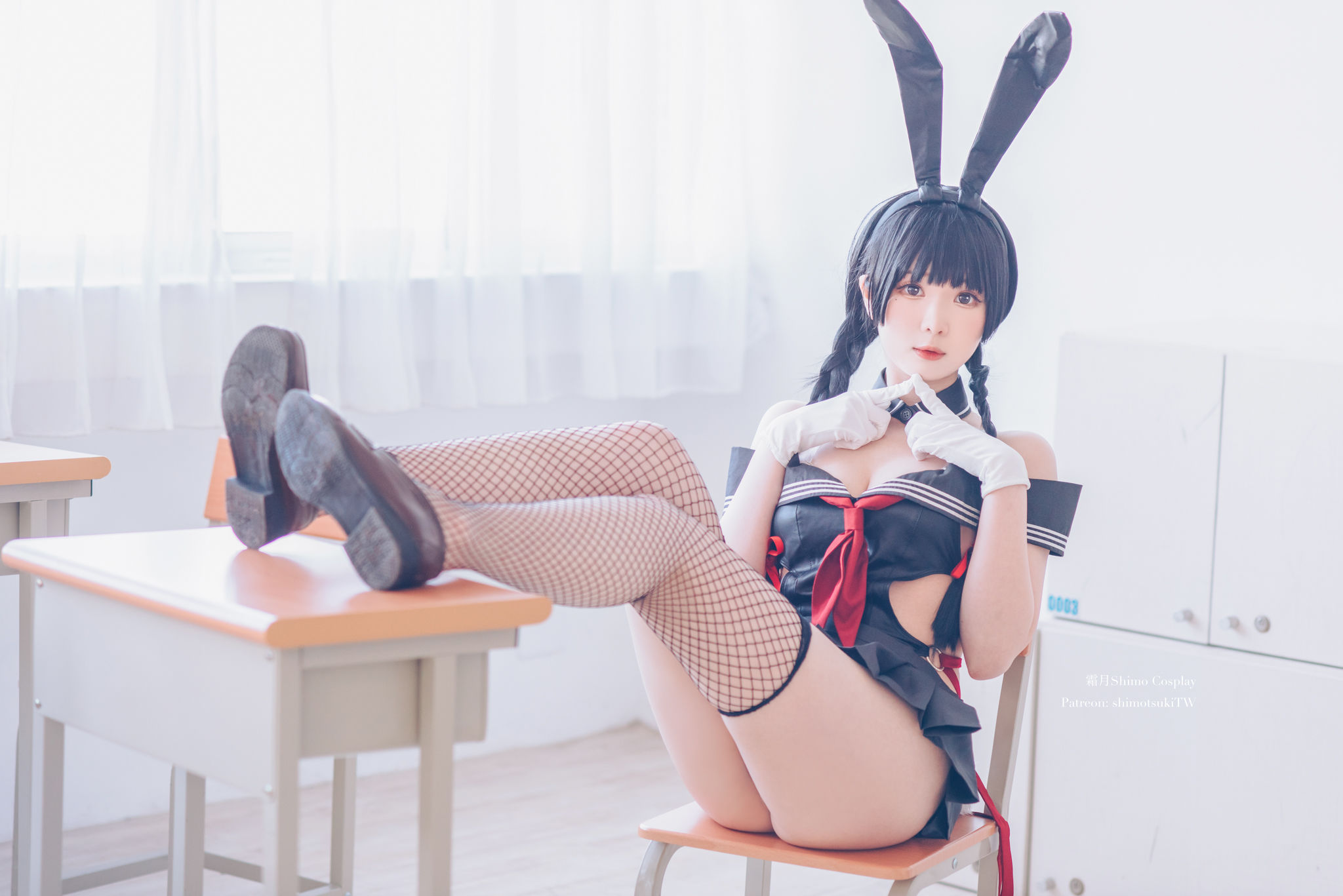 微博妹纸霜月shimo – 卯月桃子 水手服兔女郎 [19P] - 秀人网免费无水印在线套图写真