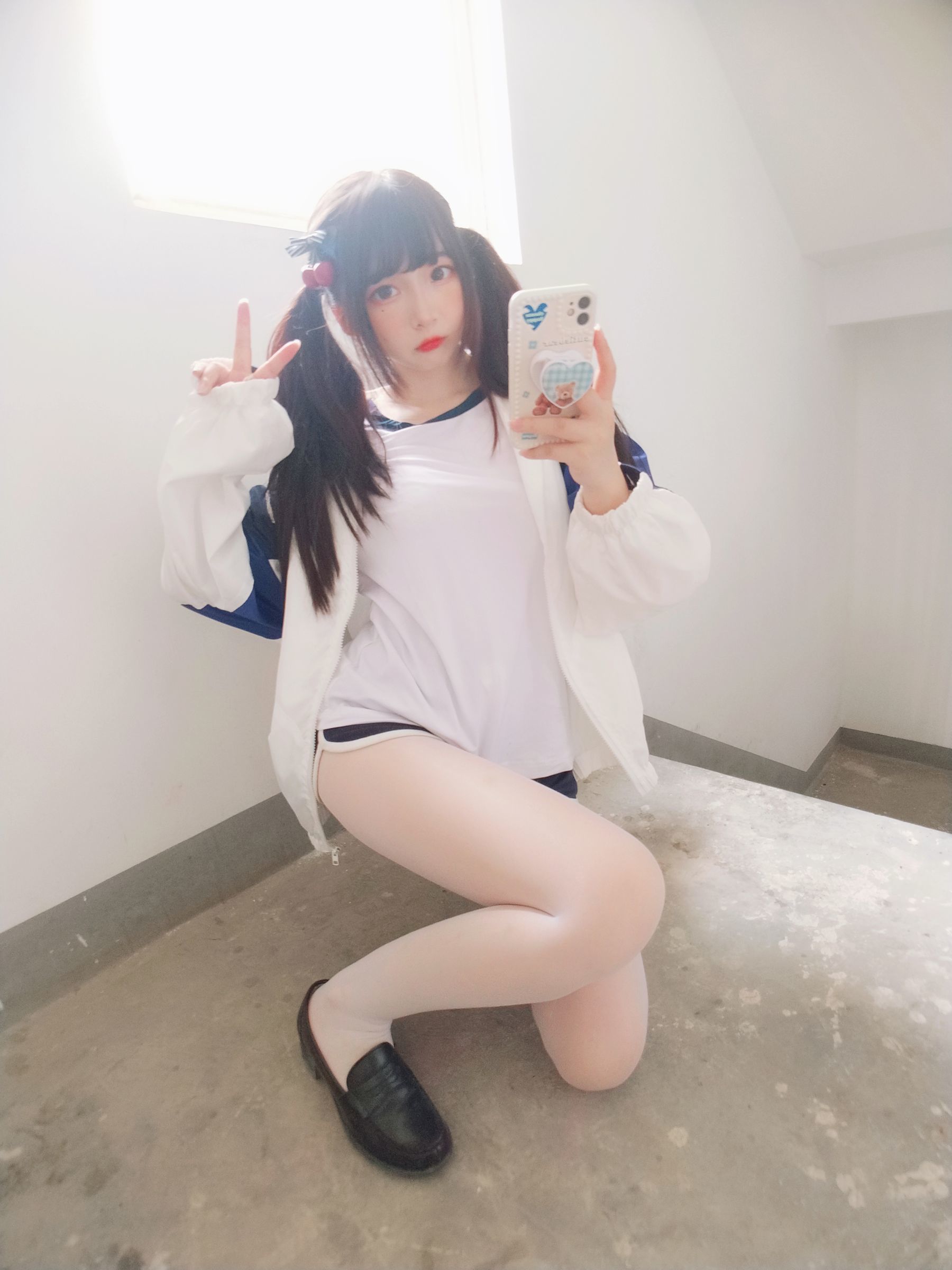 二次元美女古川kagura – 白丝体操运动服 [43P] - 秀人网免费无水印在线套图写真