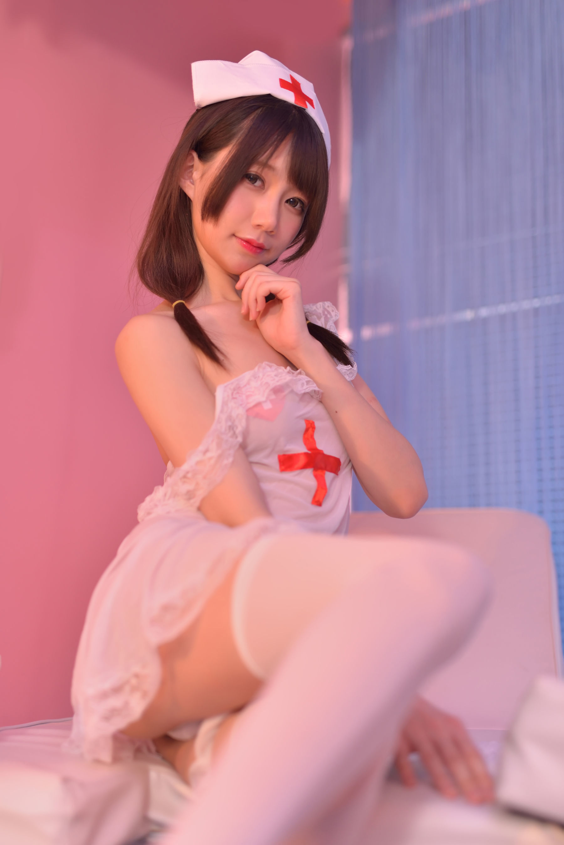 [萝莉COS] NAGISA魔物喵 VOL.04 性感看护师 [110P] - 秀人网免费无水印在线套图写真