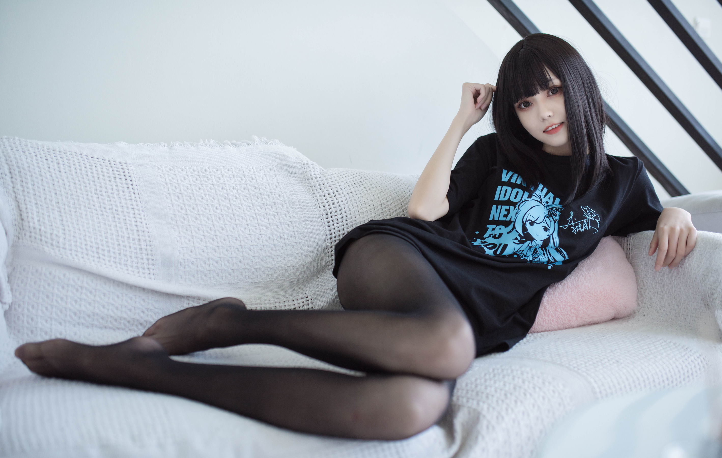 [萝莉COS] 小妖精你的负卿 – 居家私服+穹妹女仆 [17P] - 秀人网免费无水印在线套图写真