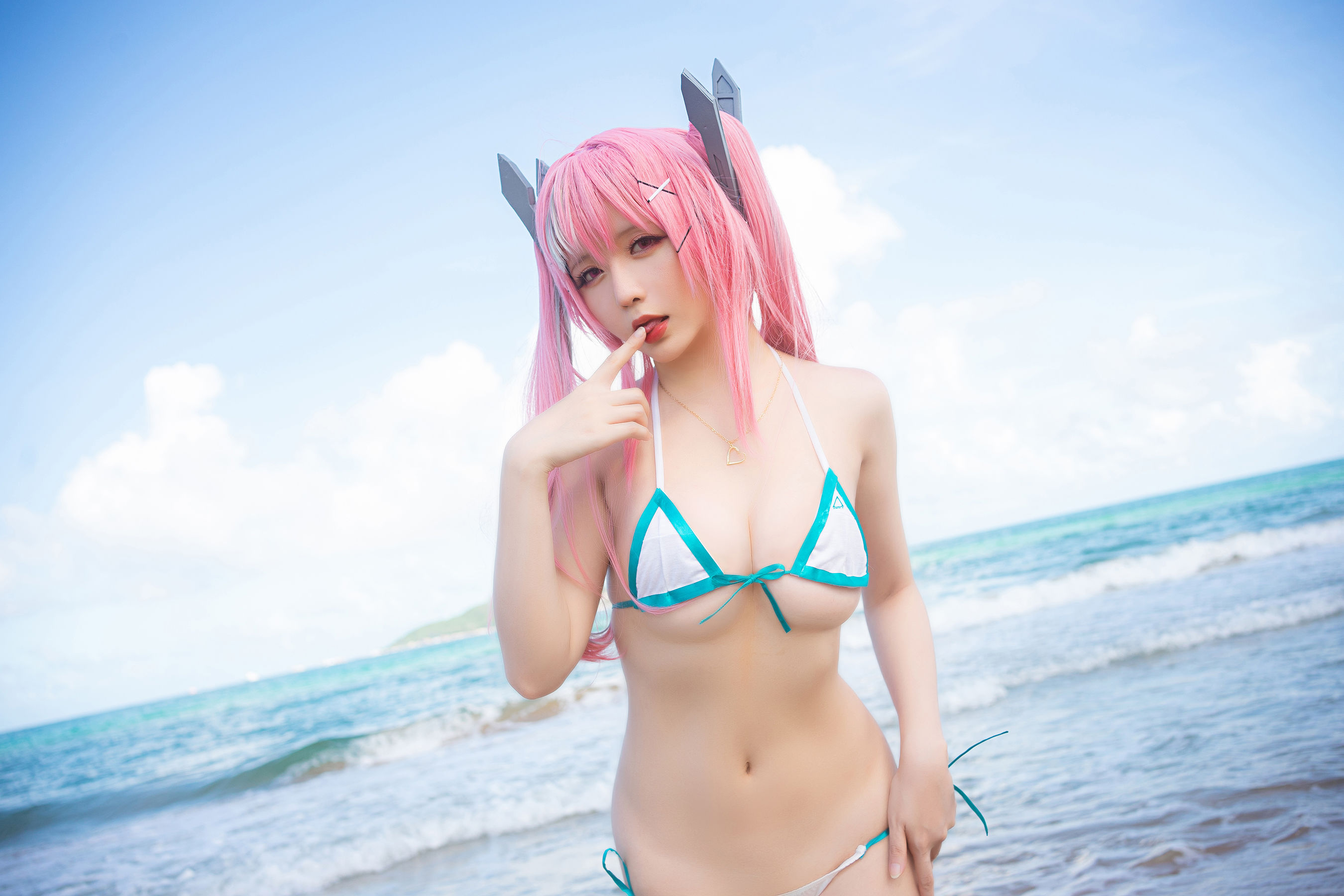 Coser小姐姐星之迟迟 – 鸣夏 布莱默顿 [15P] - 秀人网免费无水印在线套图写真