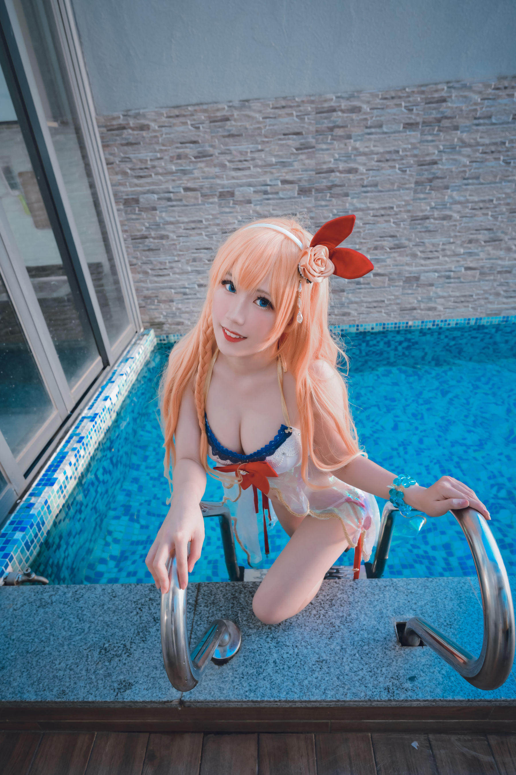 流年不停_w – 佩可莉姆泳装 [18P] - 秀人网免费无水印在线套图写真