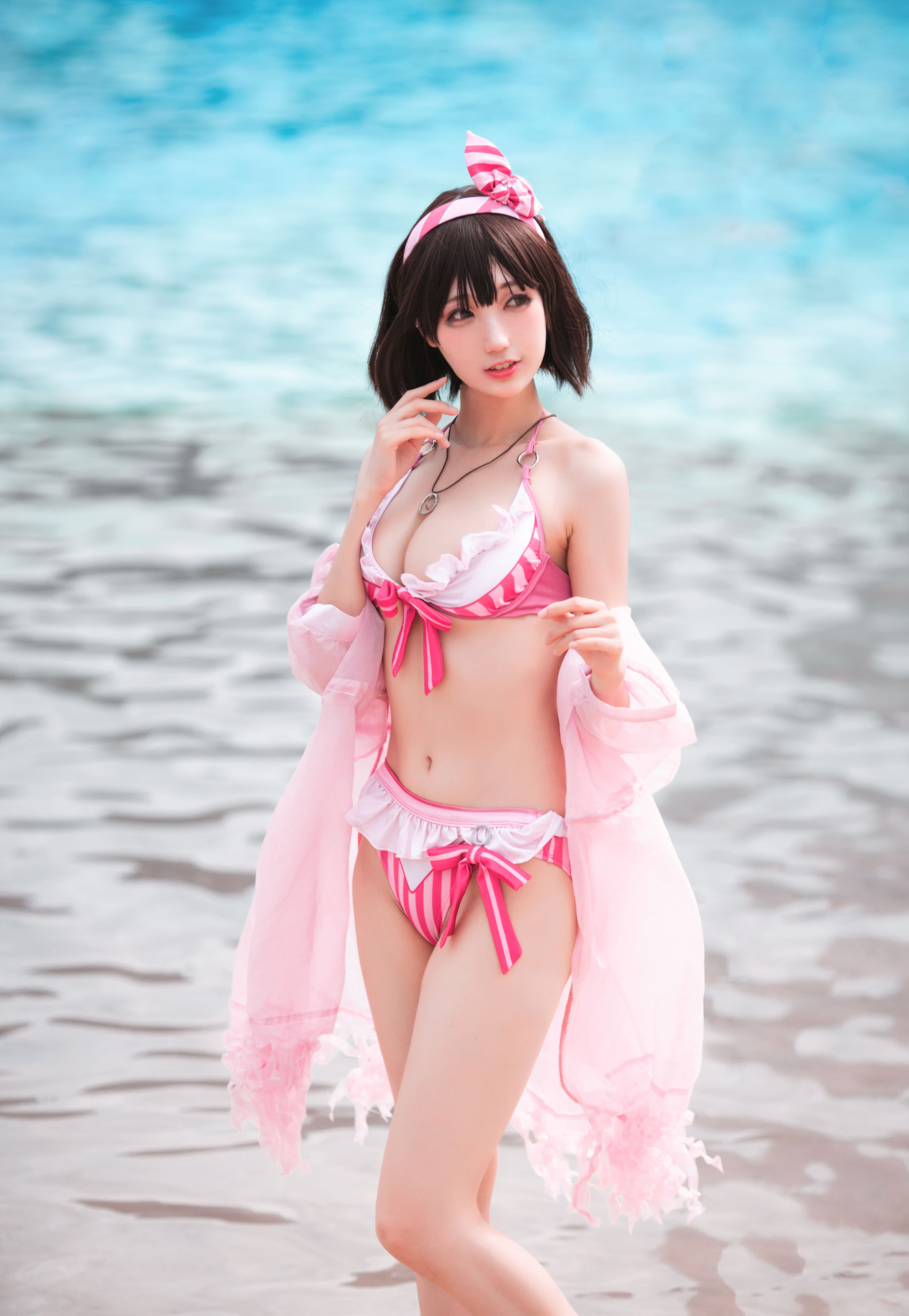 周叽是可爱兔兔 – 圣人惠水着 [19P] - 秀人网免费无水印在线套图写真