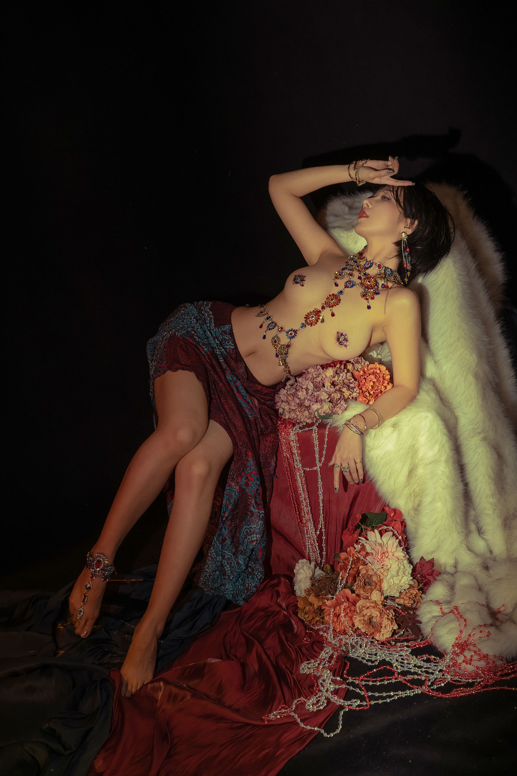 云溪溪 – 奶桃 Topaz黄宝石 [40P] - 秀人网免费无水印在线套图写真