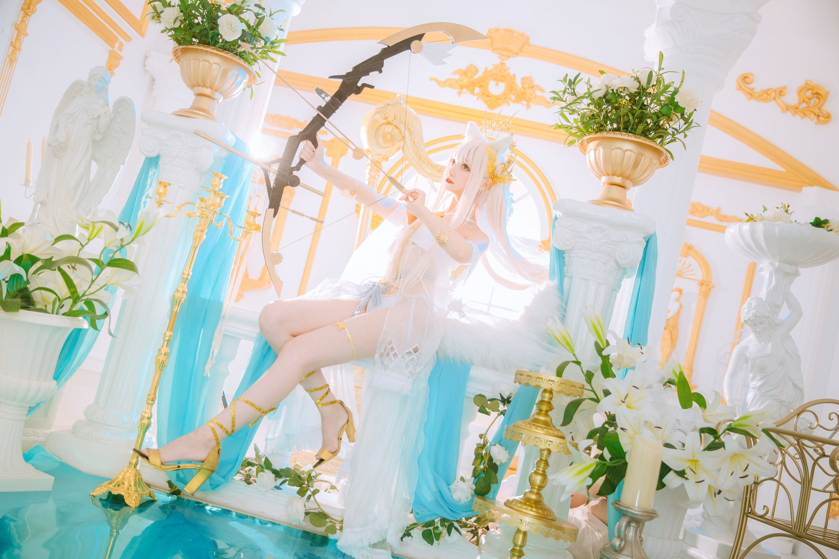 小野寺地瓜 – 白金泳装 [22P] - 秀人网免费无水印在线套图写真