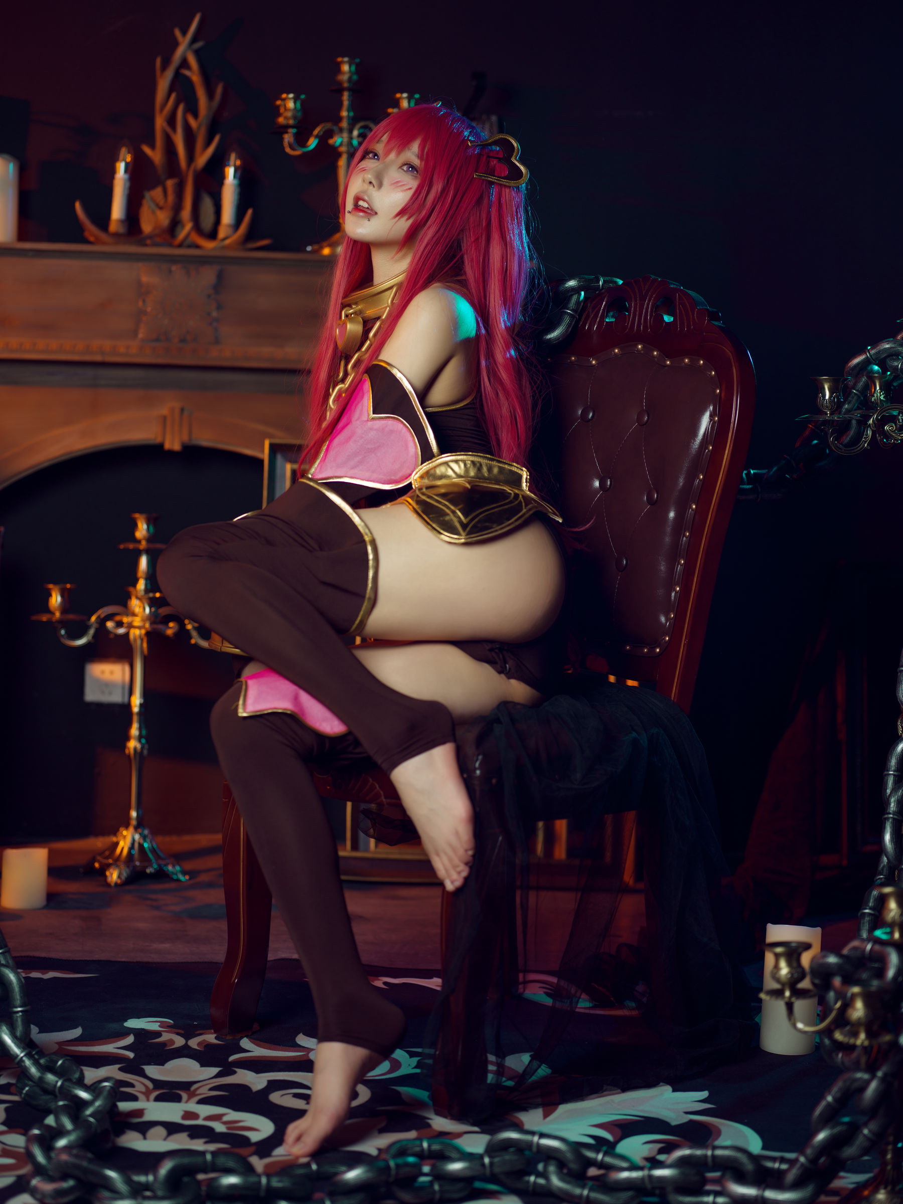 动漫博主阿包也是兔娘 – 空花 [26P] - 秀人网免费无水印在线套图写真