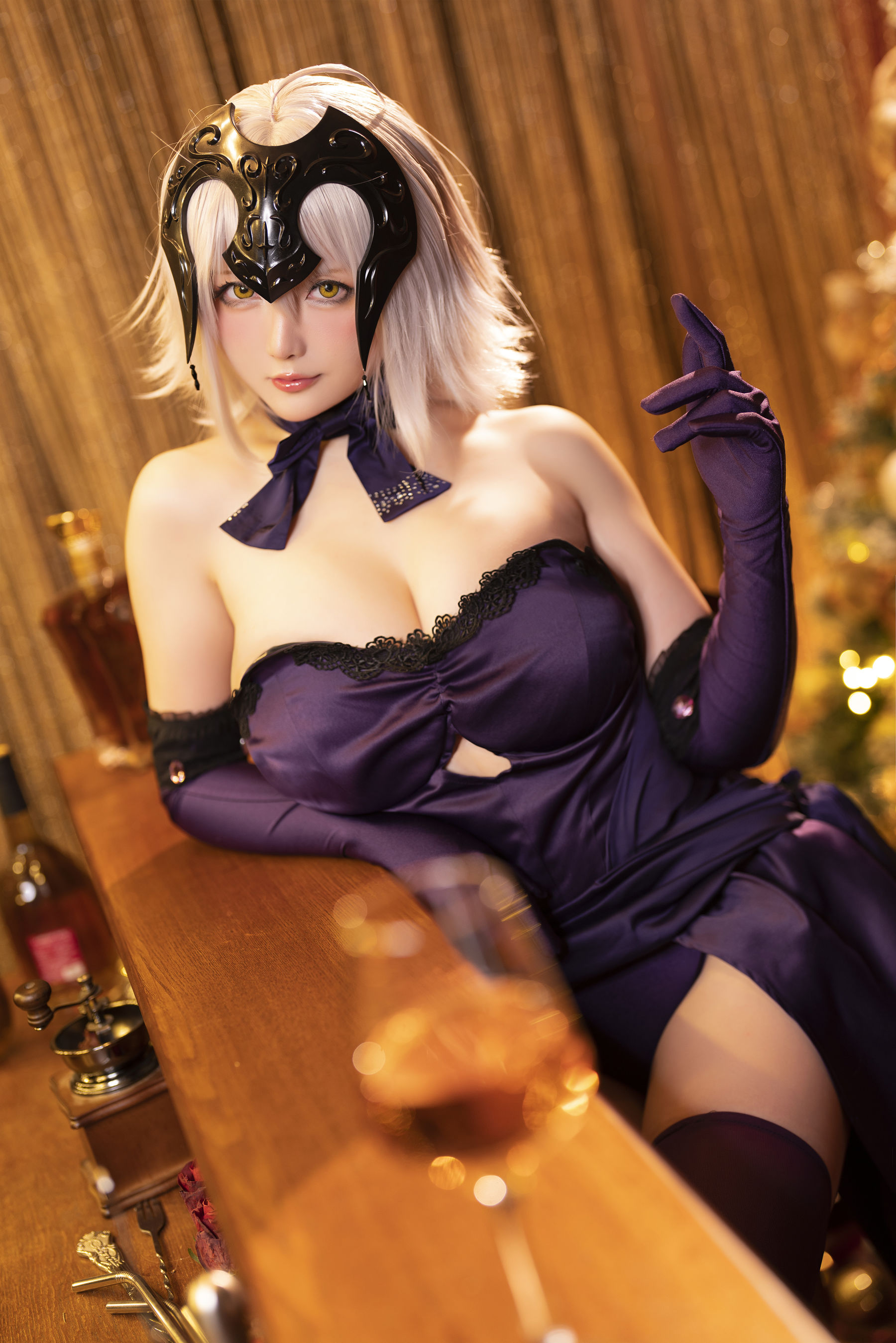 Coser小姐姐星之迟迟 – 圣诞节 黑贞 [41P] - 秀人网免费无水印在线套图写真