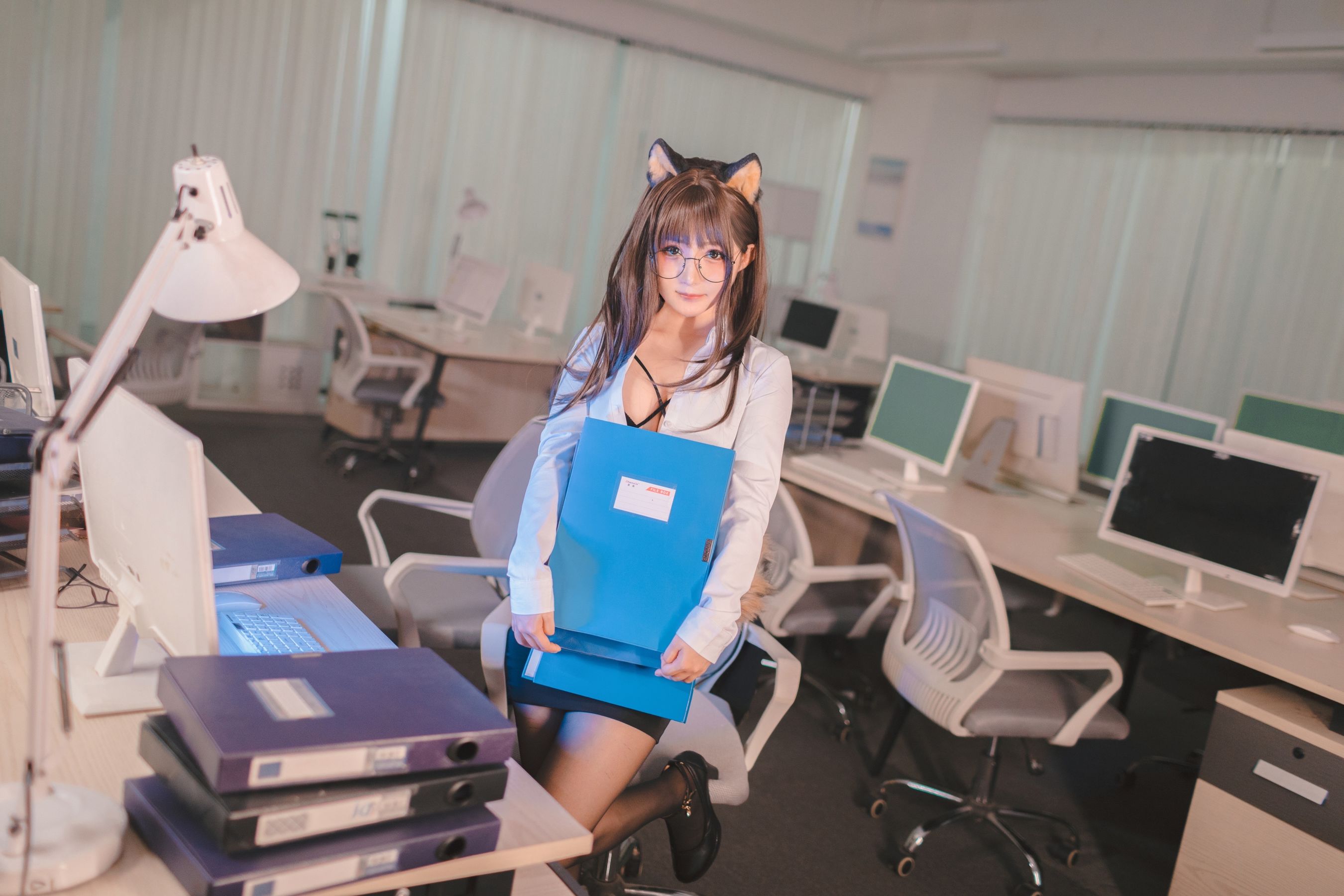 桜井宁宁 – 柴犬OL [59P] - 秀人网免费无水印在线套图写真