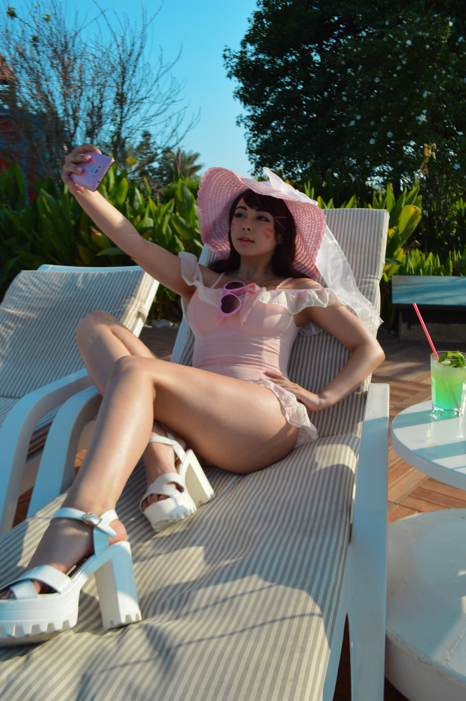 Yoshinobi – Swimsuit D.va [12P] - 秀人网免费无水印在线套图写真