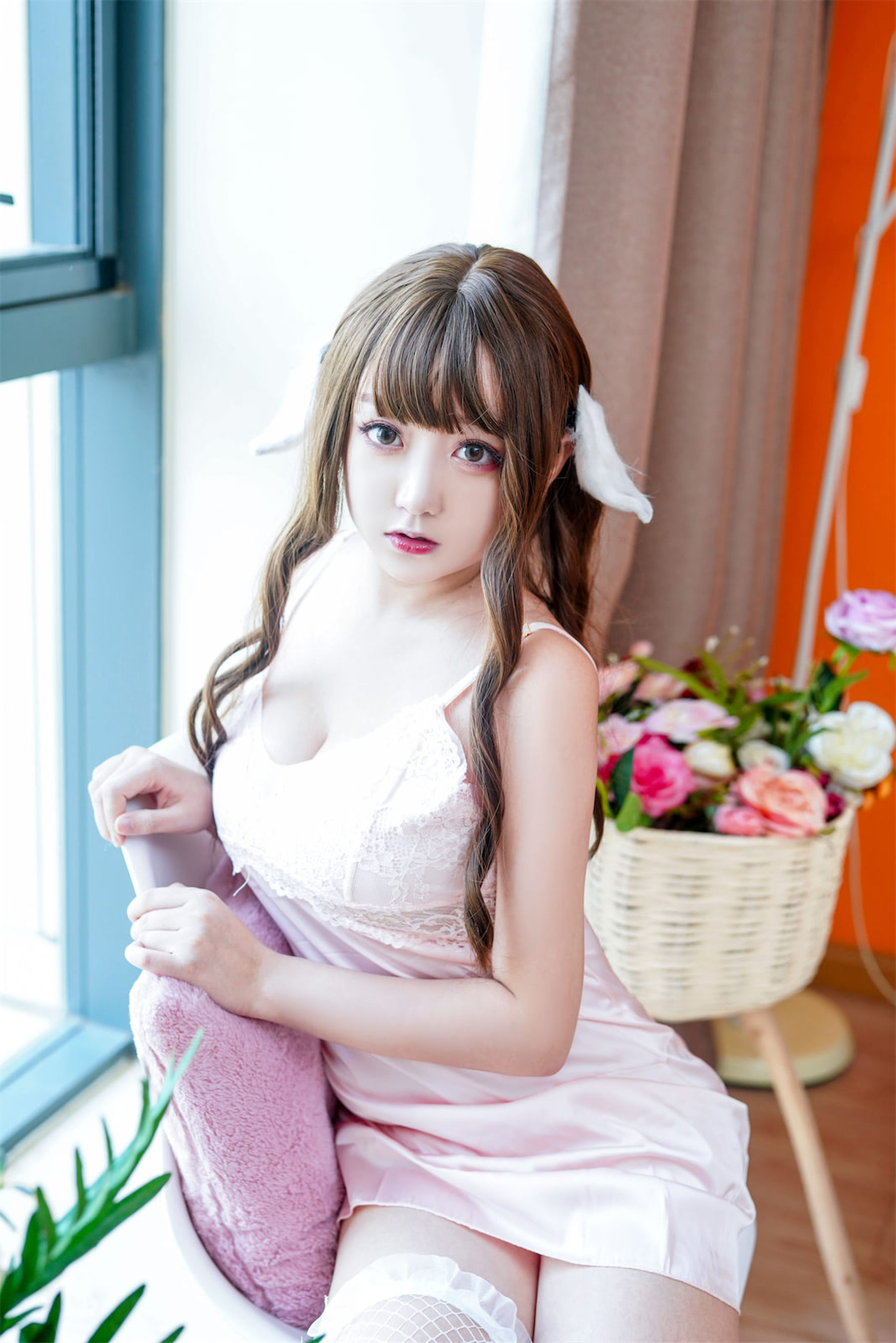 动漫博主恩田直幸 – 小羊睡衣 [48P] - 秀人网免费无水印在线套图写真