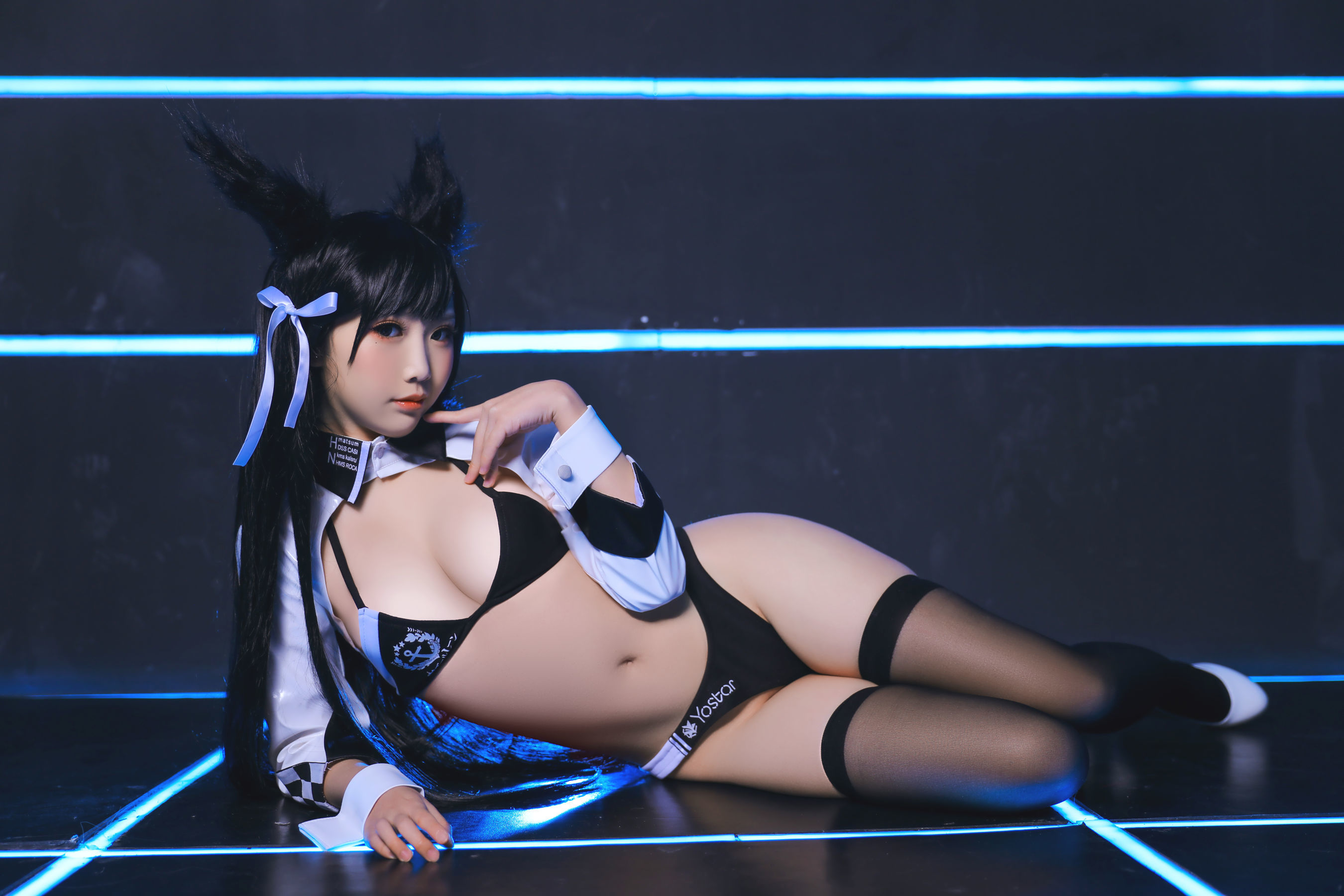 [萝莉COS] 面饼仙儿 – 爱宕赛车娘 [17P] - 秀人网免费无水印在线套图写真