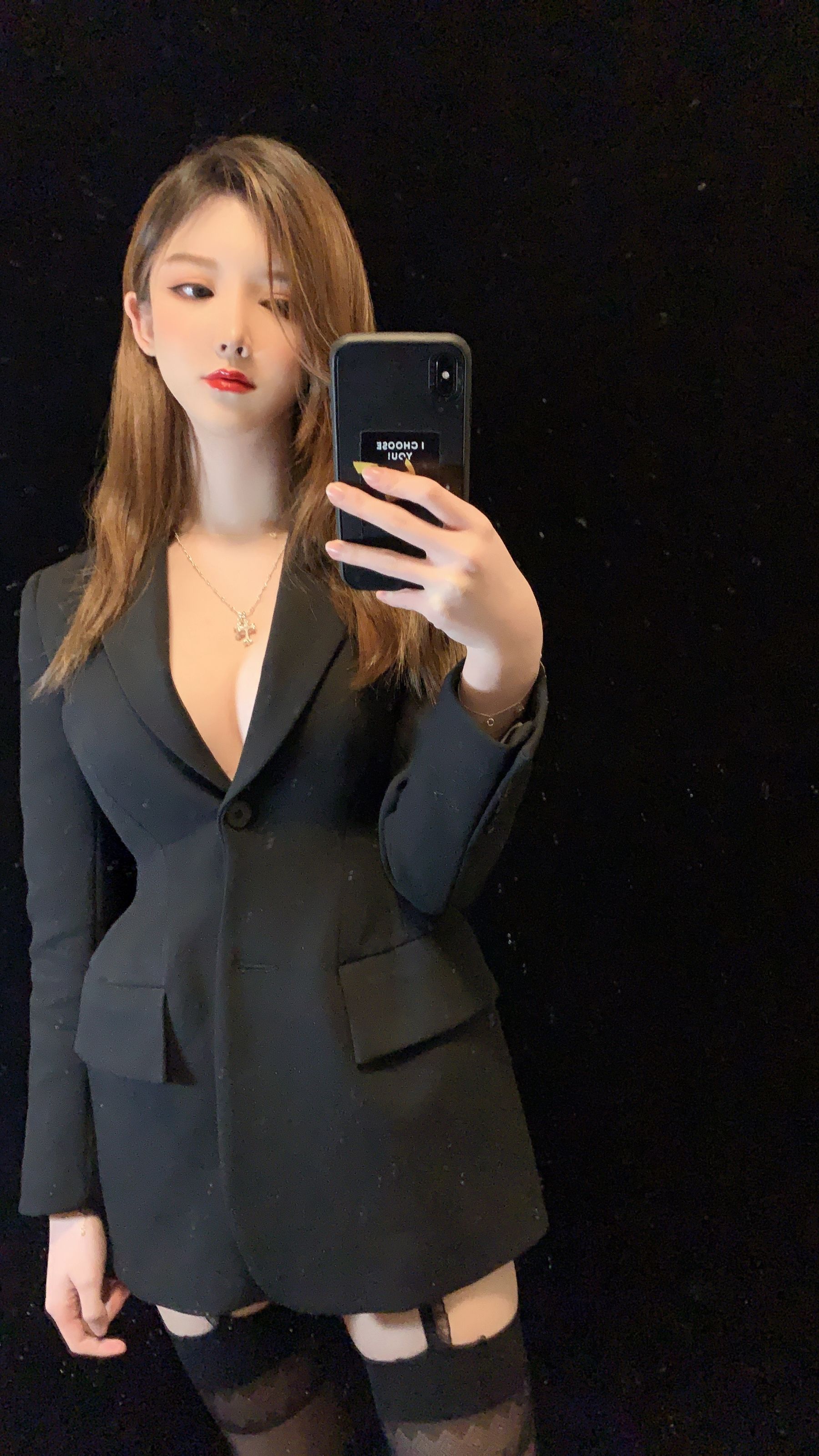 一小央泽 – 优雅的坏女人罢了 [35P] - 秀人网免费无水印在线套图写真