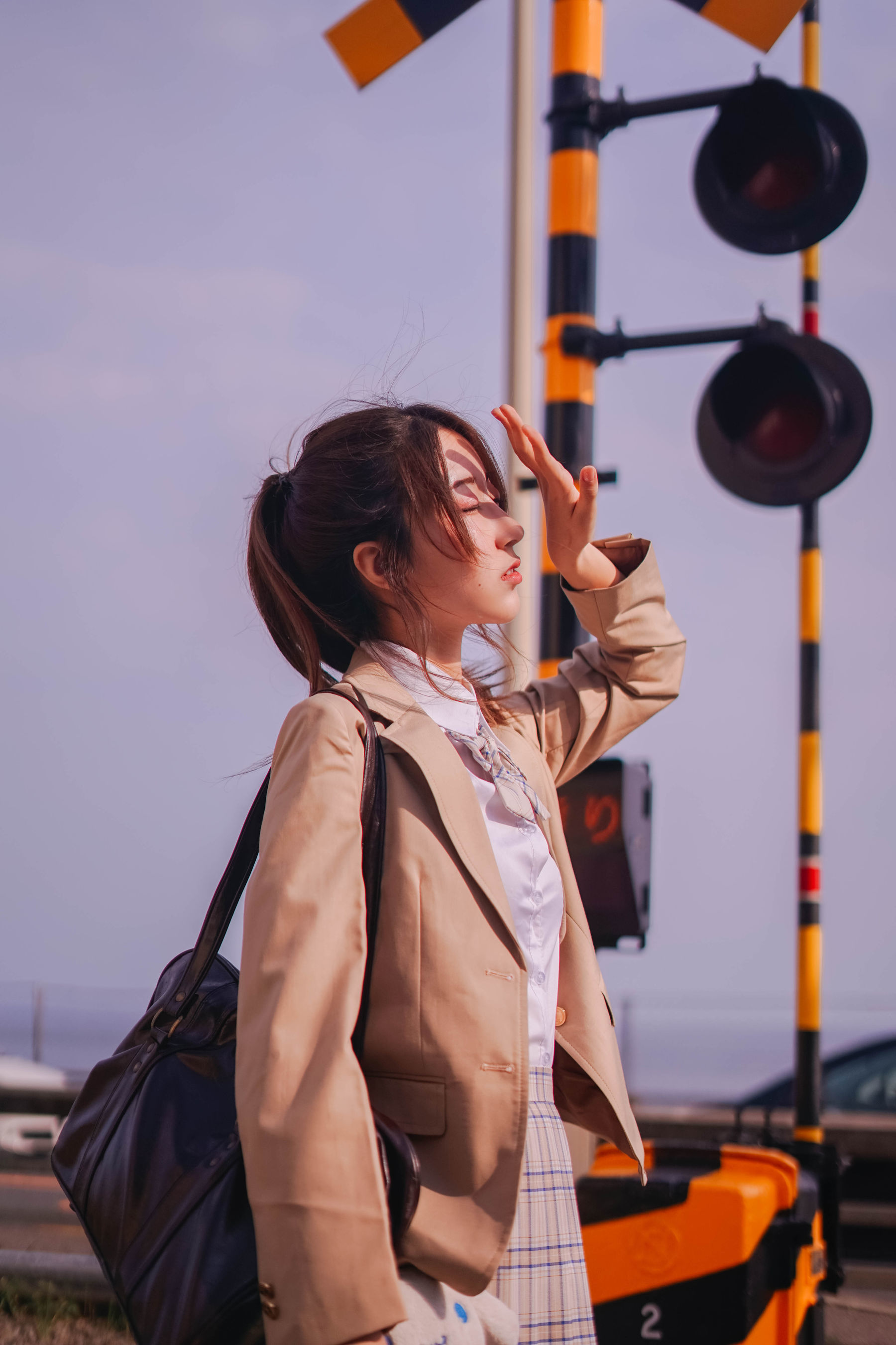 人气Coser黑川 镰仓 [33P] - 秀人网免费无水印在线套图写真